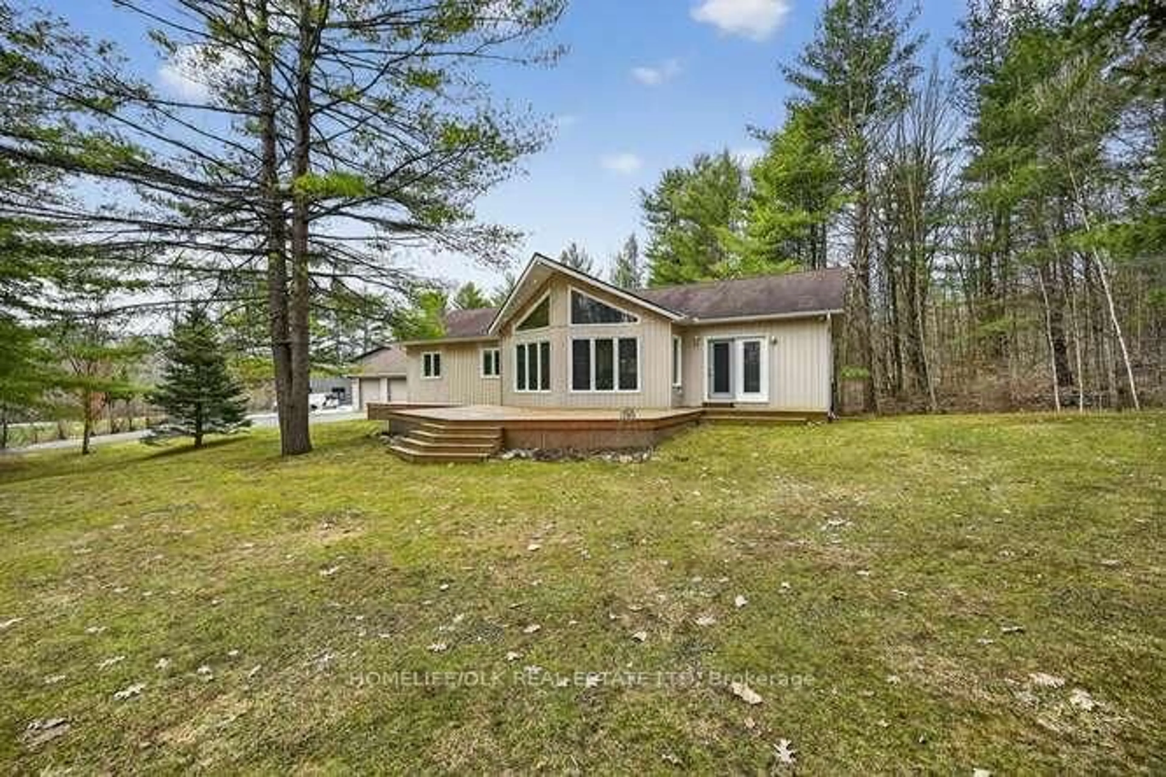 A pic from outside/outdoor area/front of a property/back of a property/a pic from drone, water/lake/river/ocean view for 138 Escott Rockport Rd, Leeds and the Thousand Islands Ontario K0E 1R0