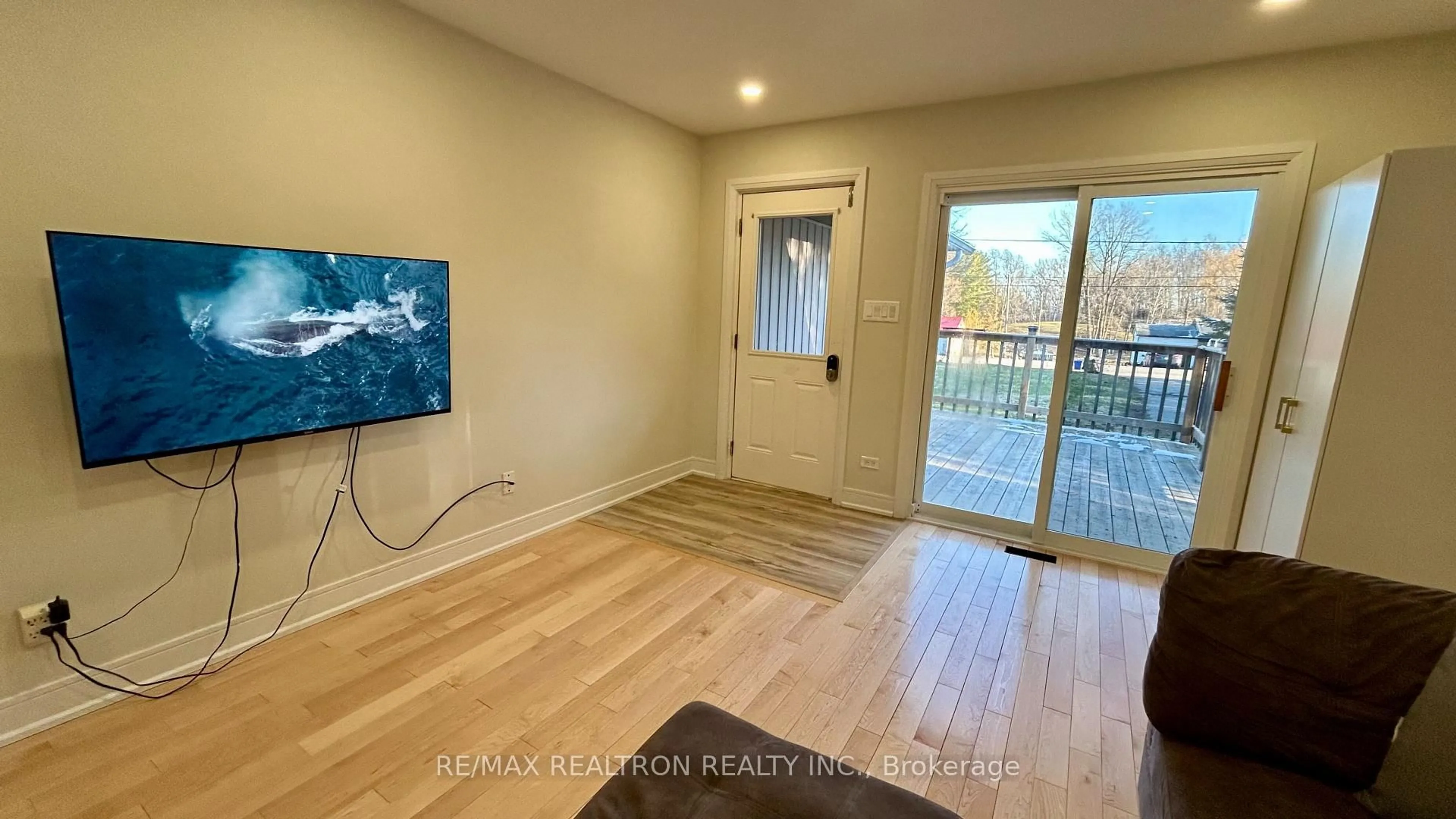 A pic of a room for 62 Hillcrest Dr, Quinte West Ontario K8V 0M6