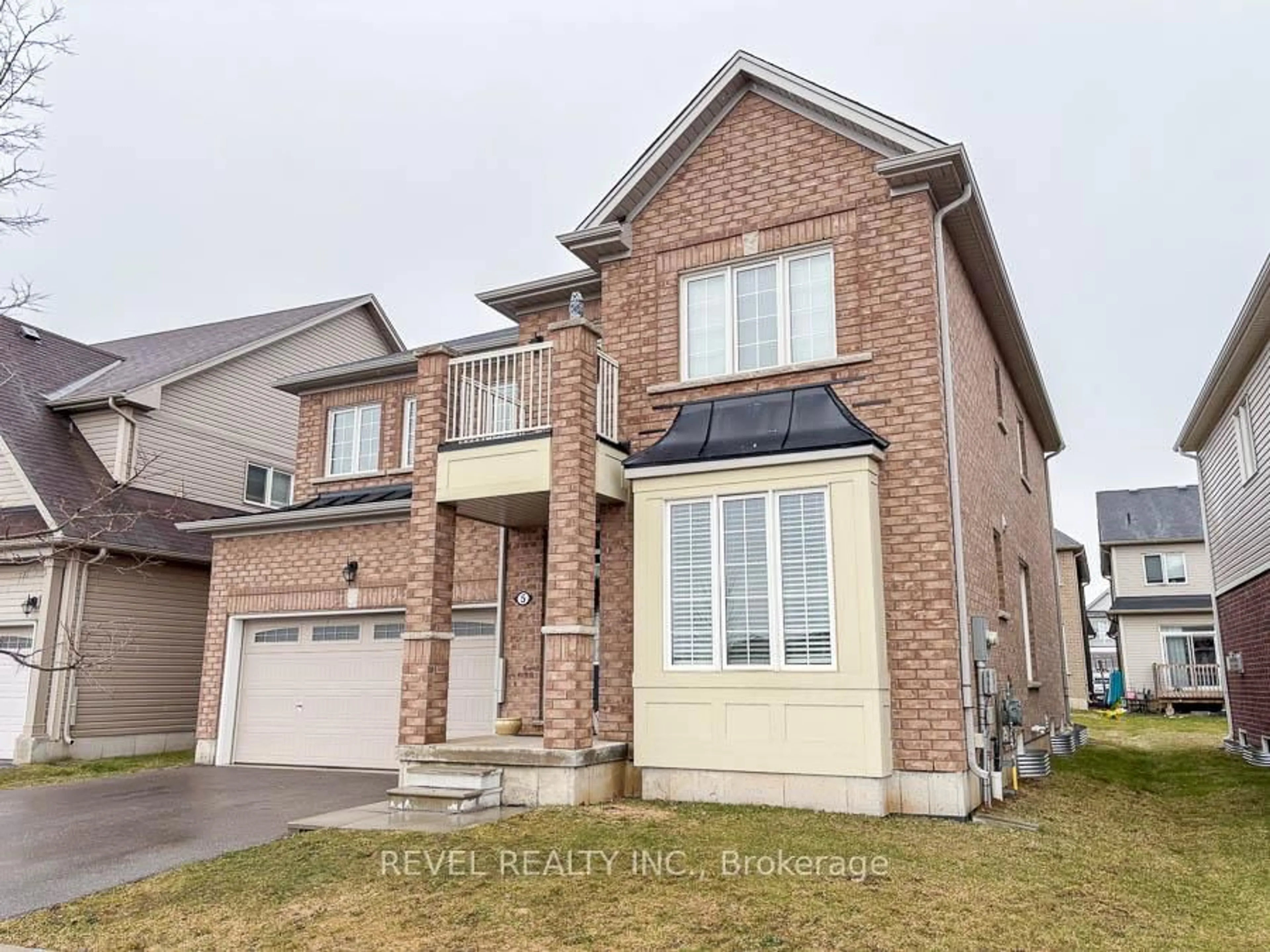 Home with brick exterior material, street for 5 Sinden Rd, Brantford Ontario N3T 0P7