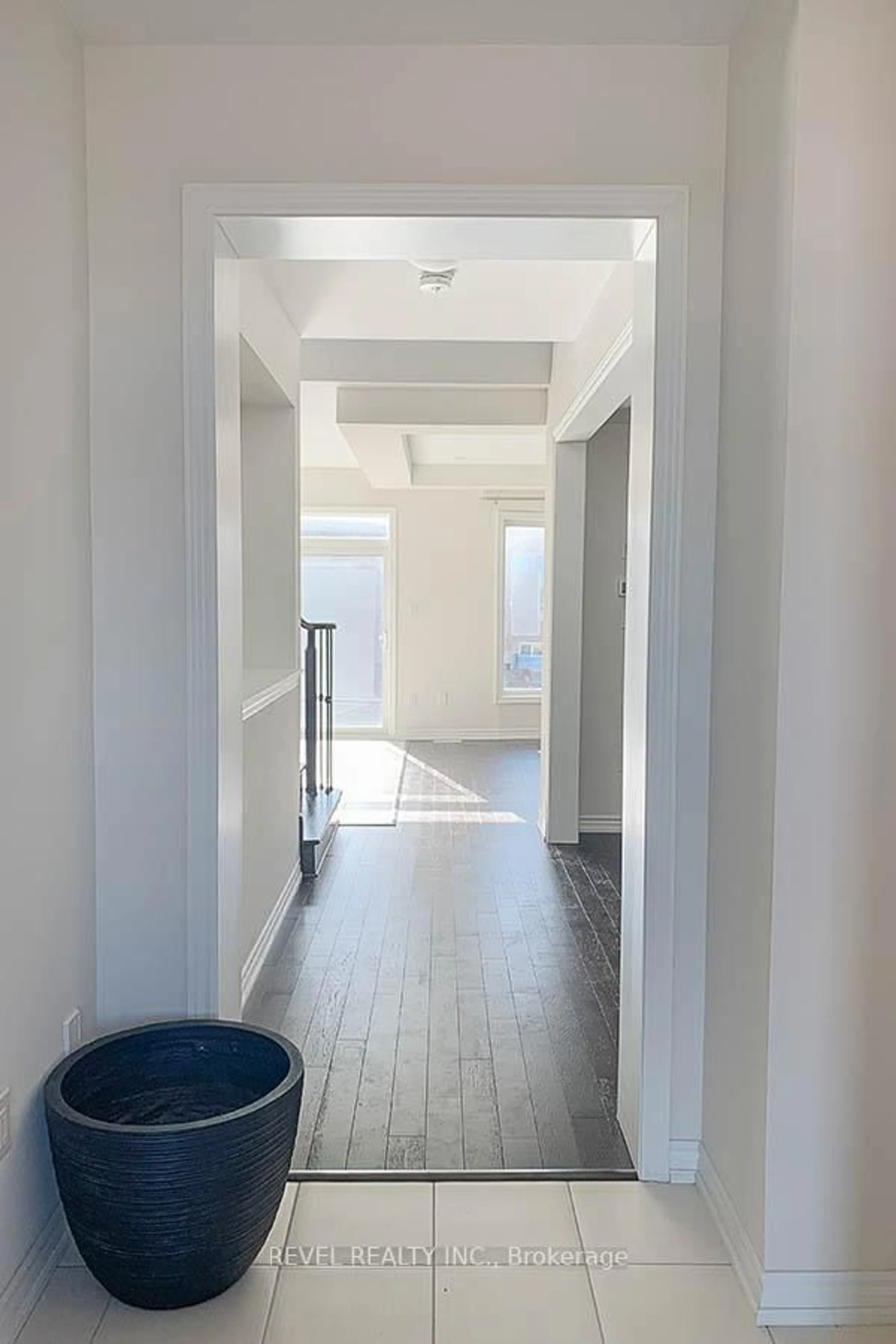 Indoor entryway for 5 Sinden Rd, Brantford Ontario N3T 0P7