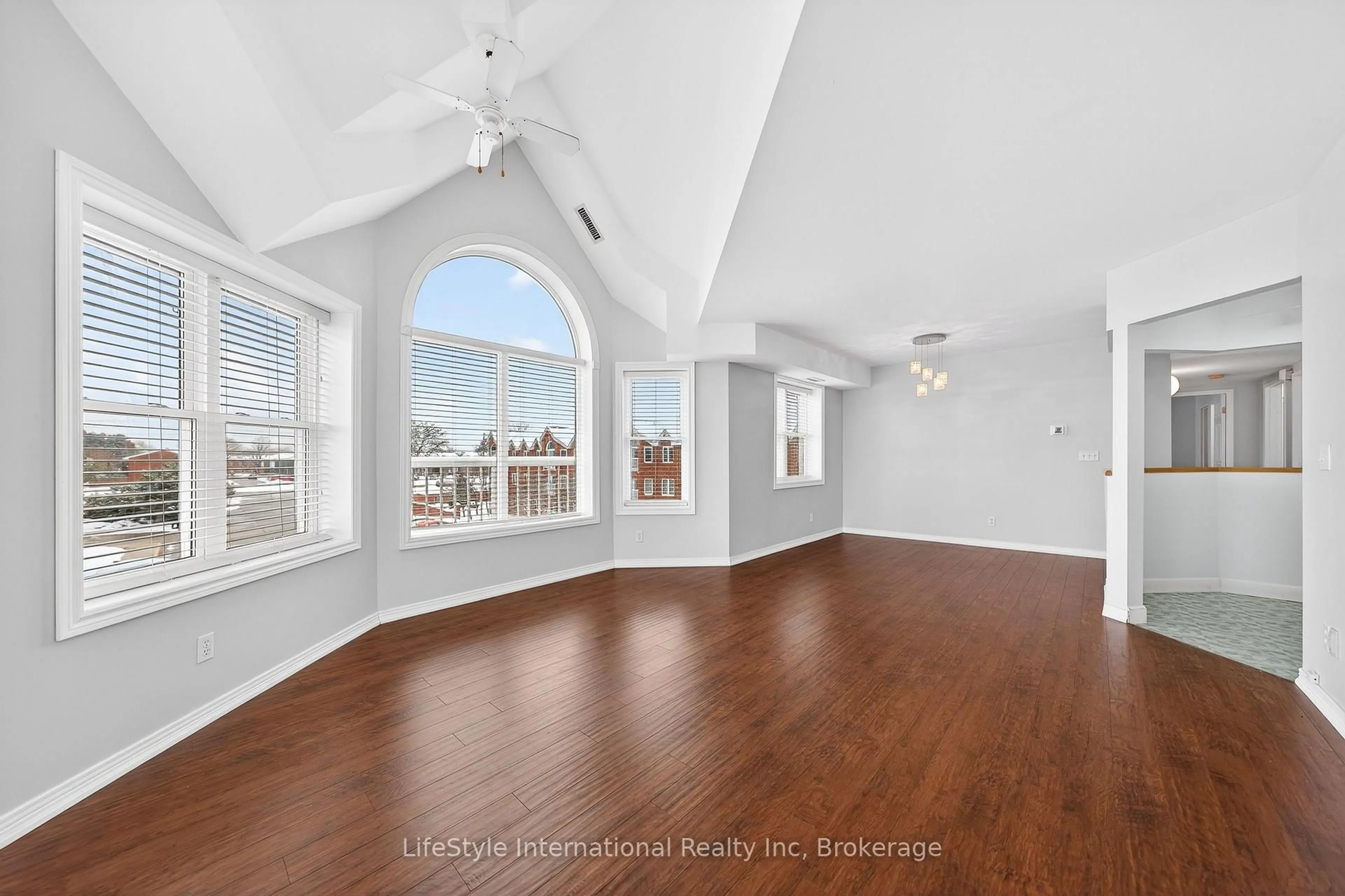 A pic of a room for 208 Silvercreek Pkwy #306, Guelph Ontario N1H 8H2