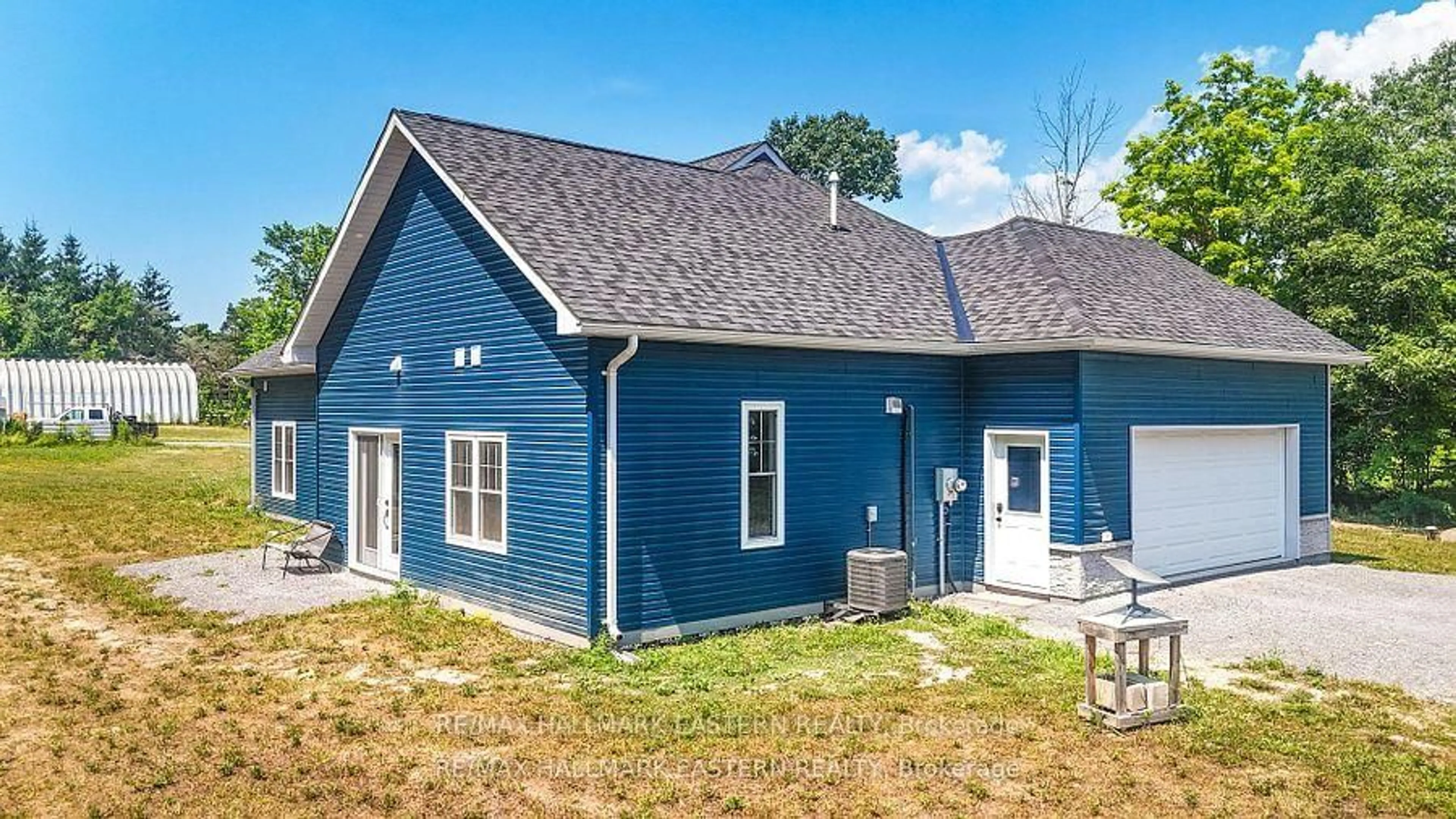 Home with vinyl exterior material, building for 47 Vansickle Tr, Havelock-Belmont-Methuen Ontario K0L 1Z0