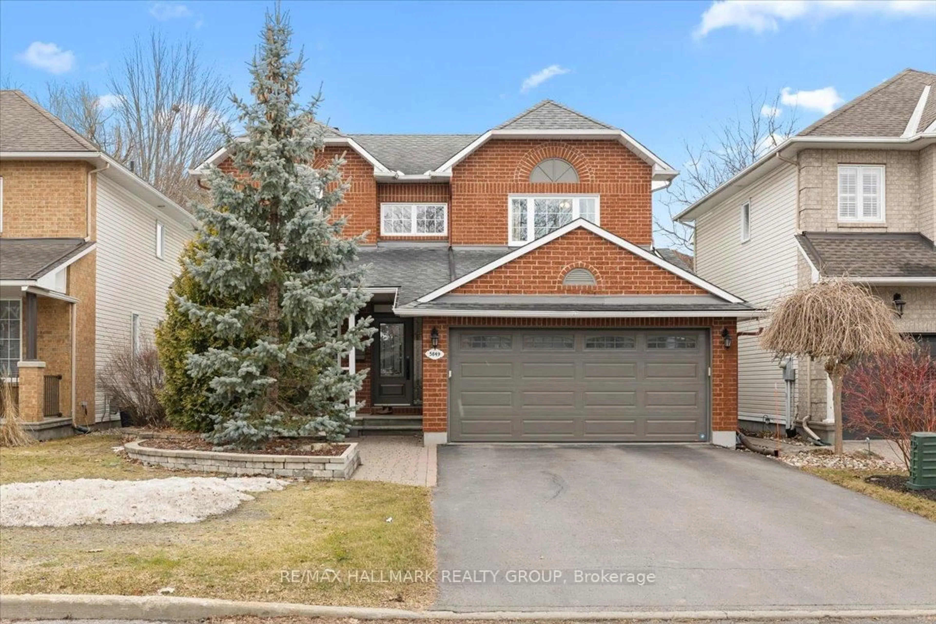 Home with brick exterior material, street for 5849 Gladewoods Pl, Ottawa Ontario K1W 1G6