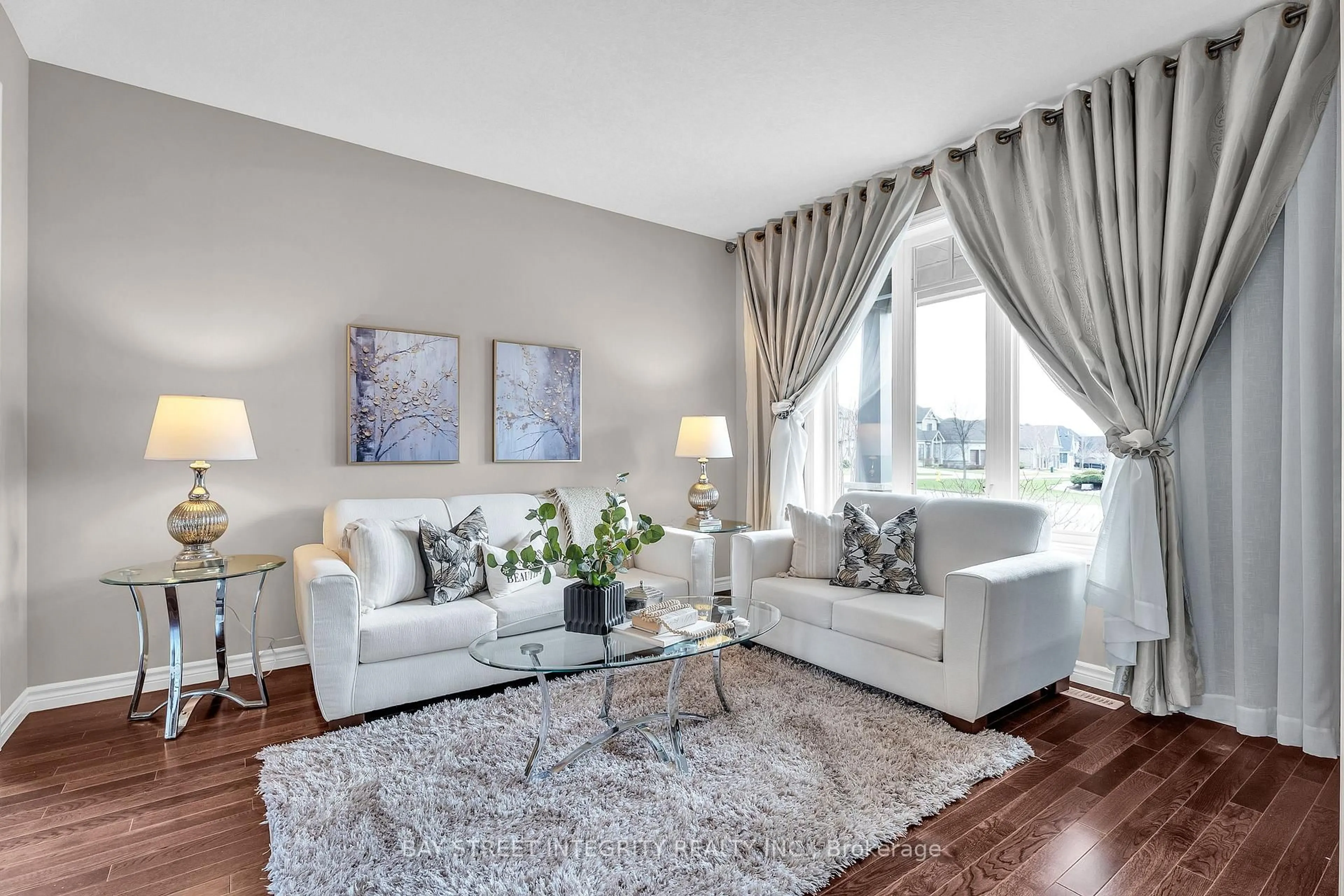 Living room with furniture, unknown for 566 Bradwell Chse, London North Ontario N6G 0P7