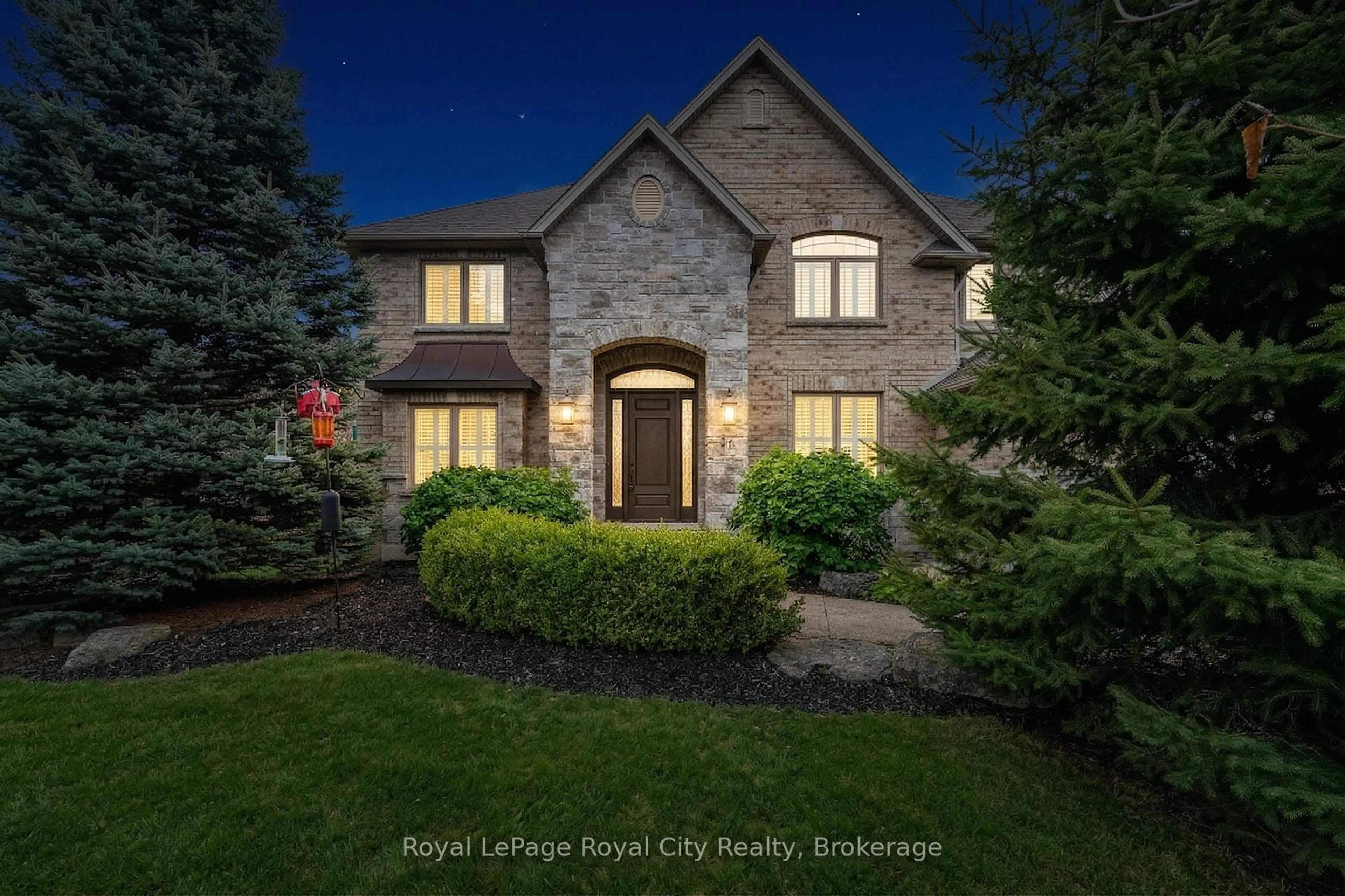 Home with brick exterior material, street for 38 Daymond Dr, Puslinch Ontario N1H 6H9