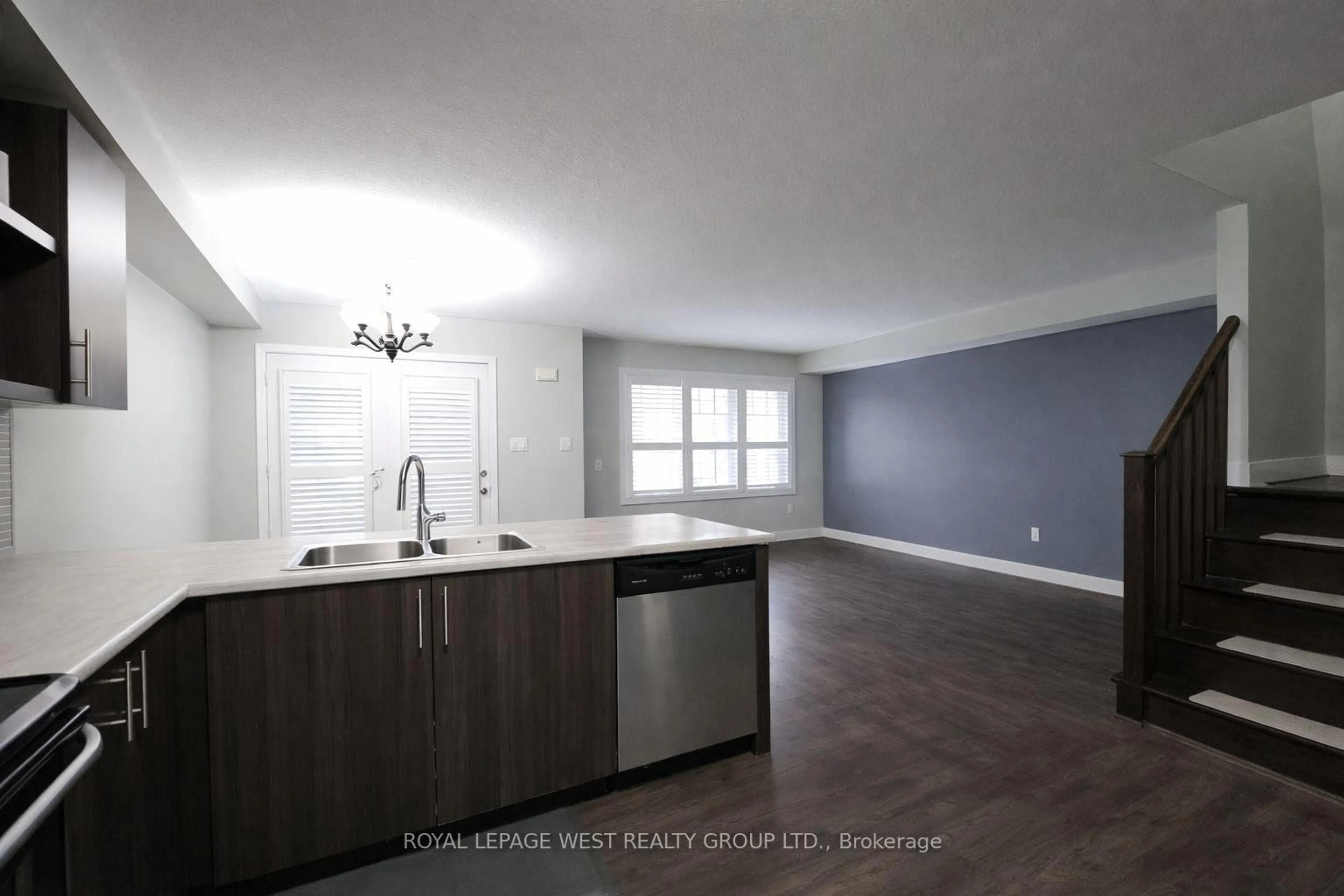 Open concept kitchen, unknown for 22 Sherway St, Hamilton Ontario L8J 0J4