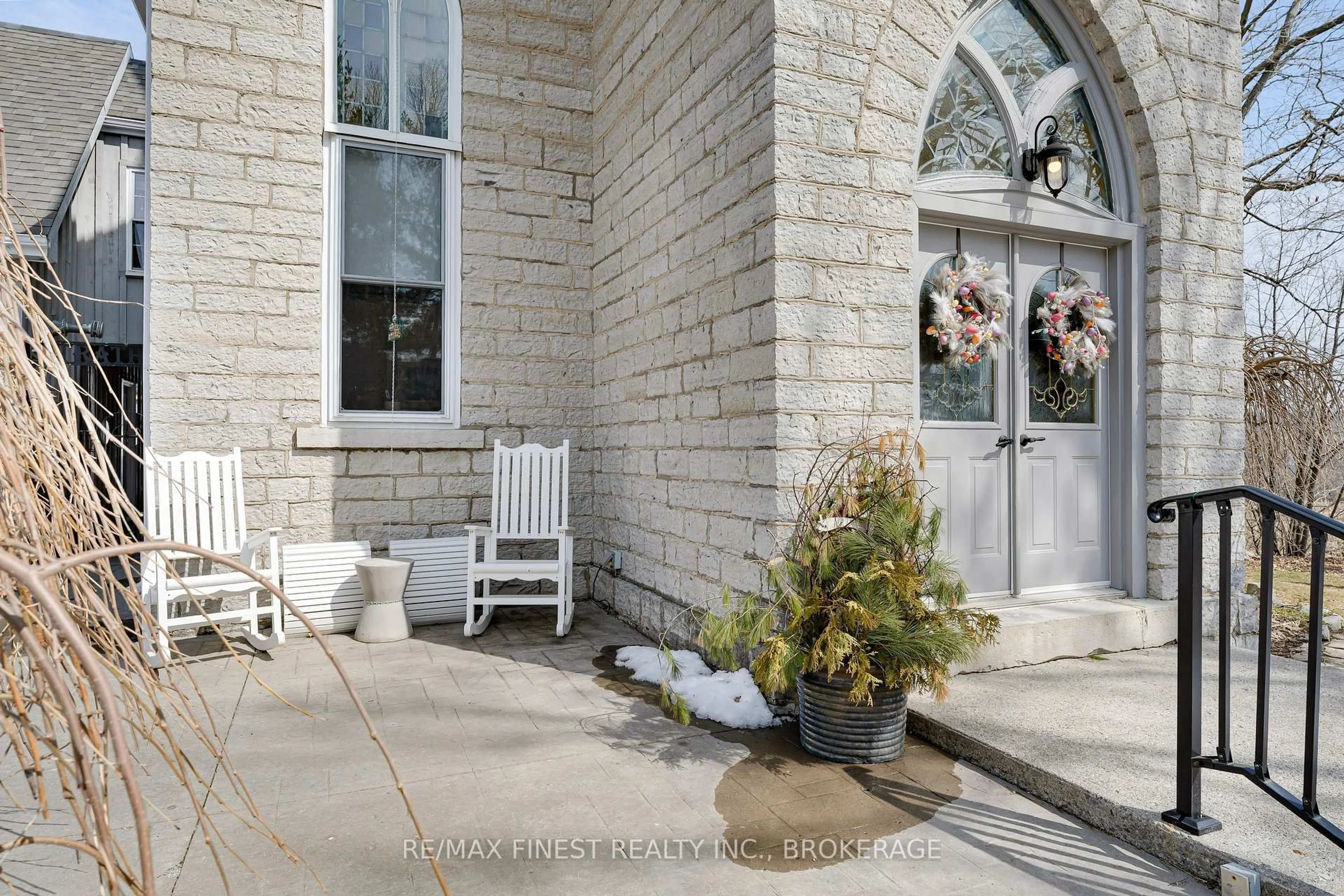 Unknown for 89 Finlay St, Plantagenet Ontario K7R 3L2