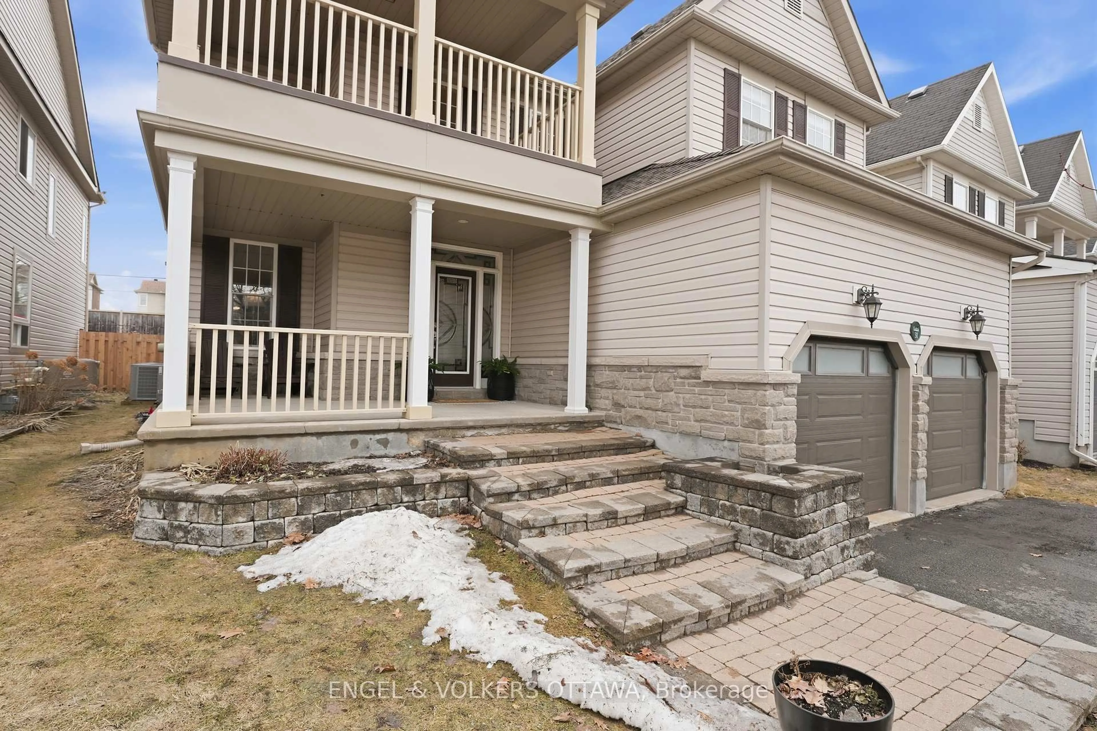 Unknown for 31 Leatherwood Cres, Ottawa Ontario K2J 4X9