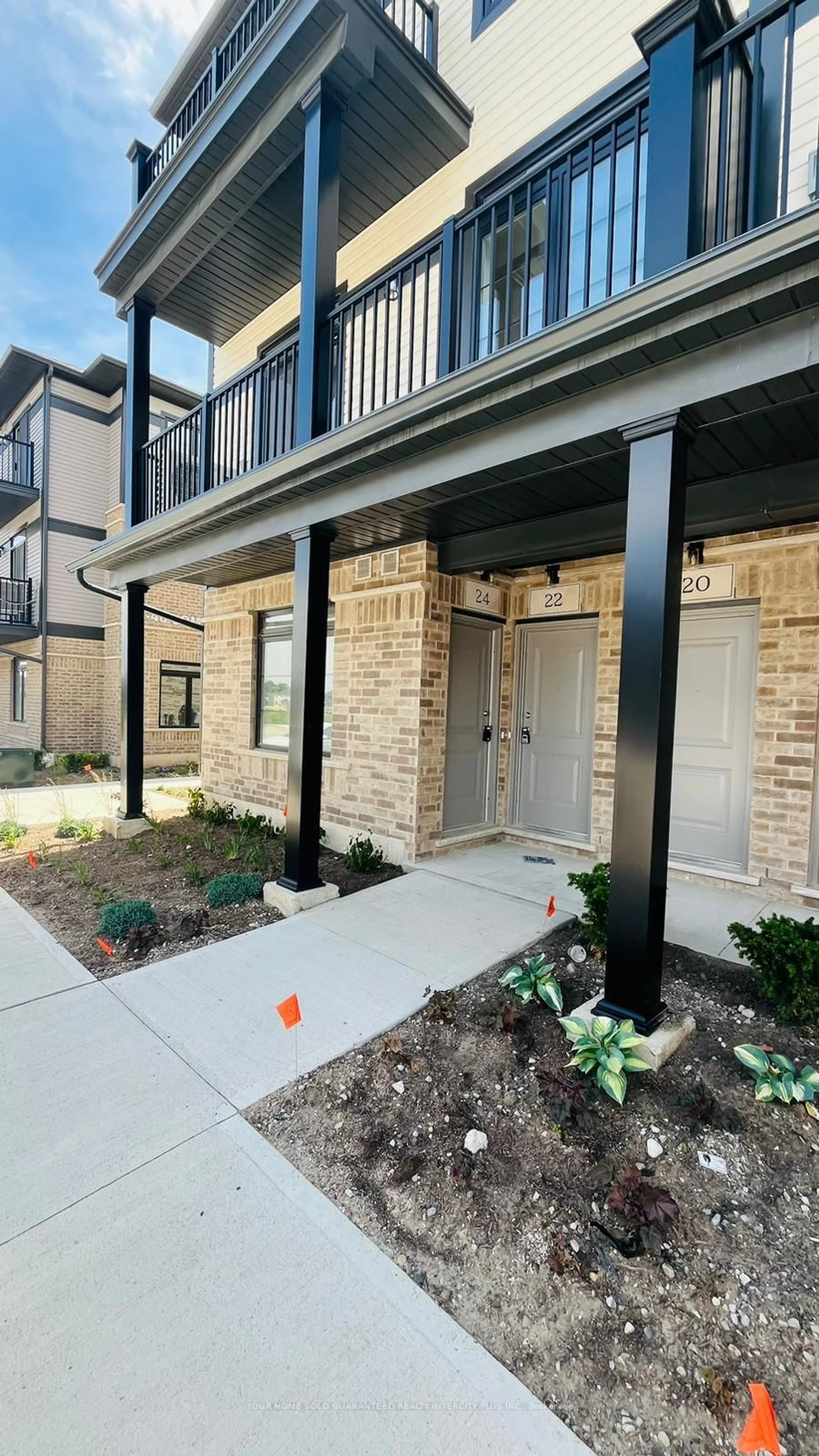 Unknown for 24 Lomond Lane, Kitchener Ontario N2R 1R7