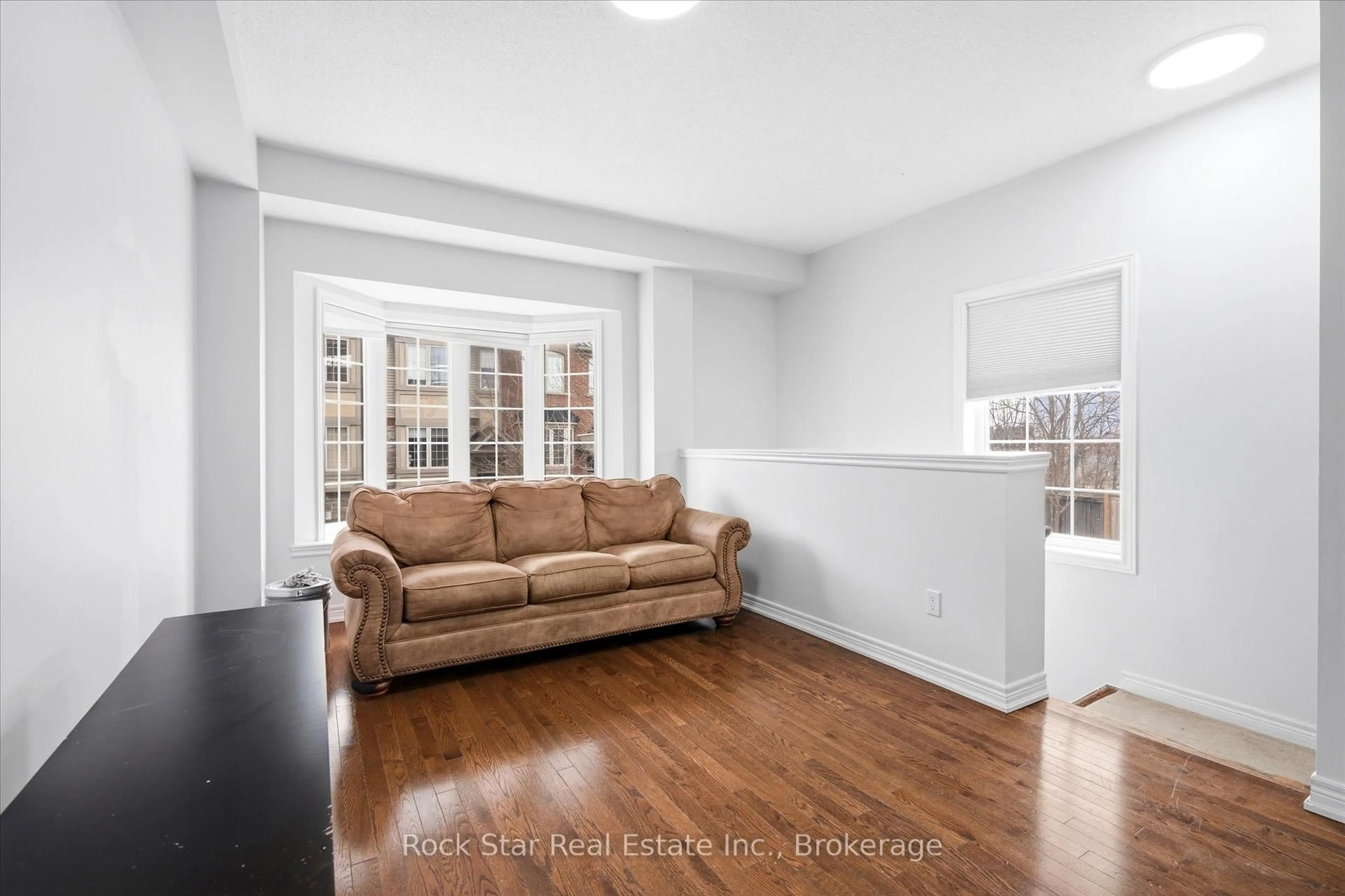 Living room with furniture, unknown for 342 Mill St #27, Kitchener Ontario N2M 2A5