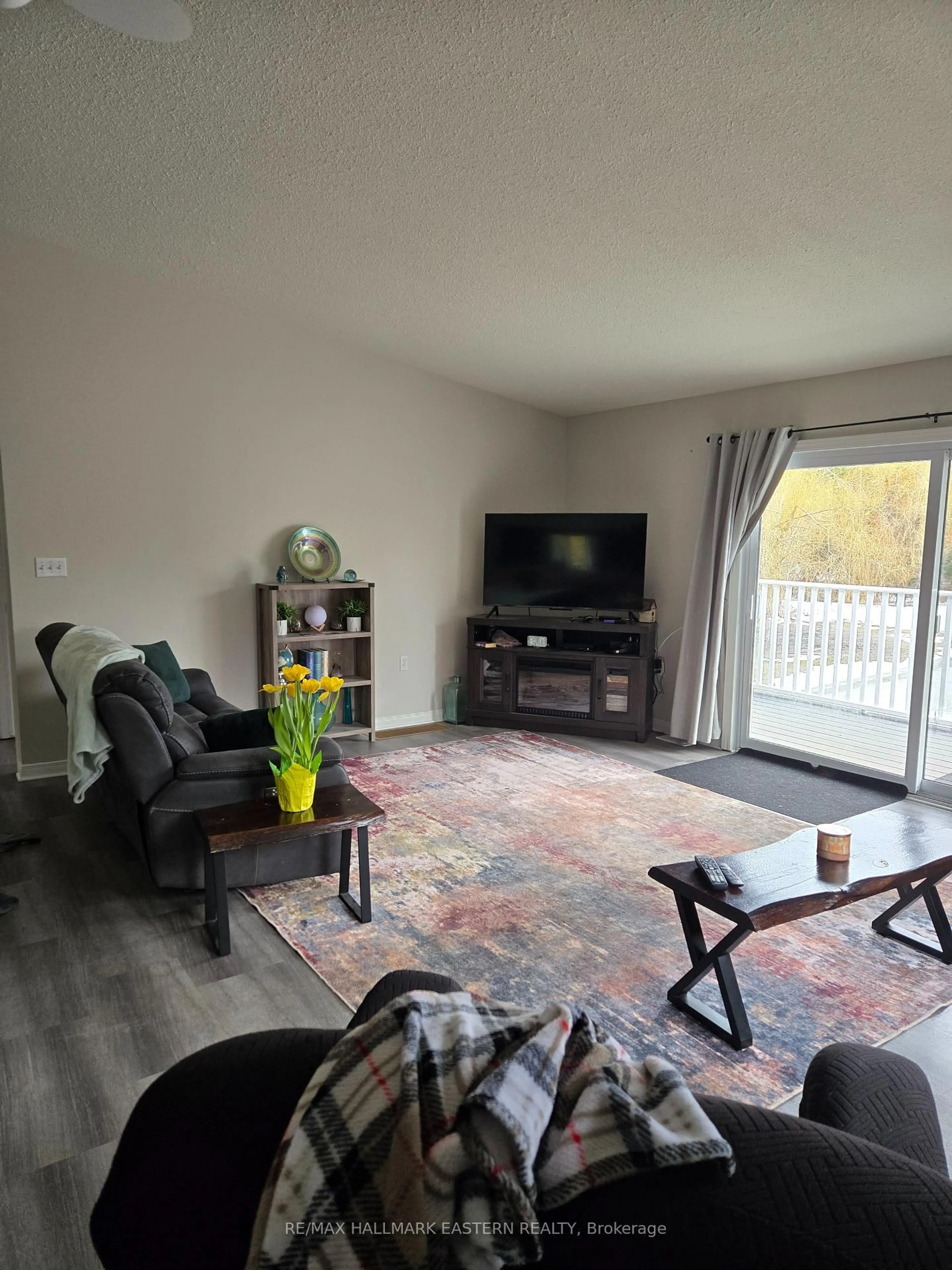 Living room with furniture, unknown for 4075 County Road 44, Havelock-Belmont-Methuen Ontario K0L 1Z0