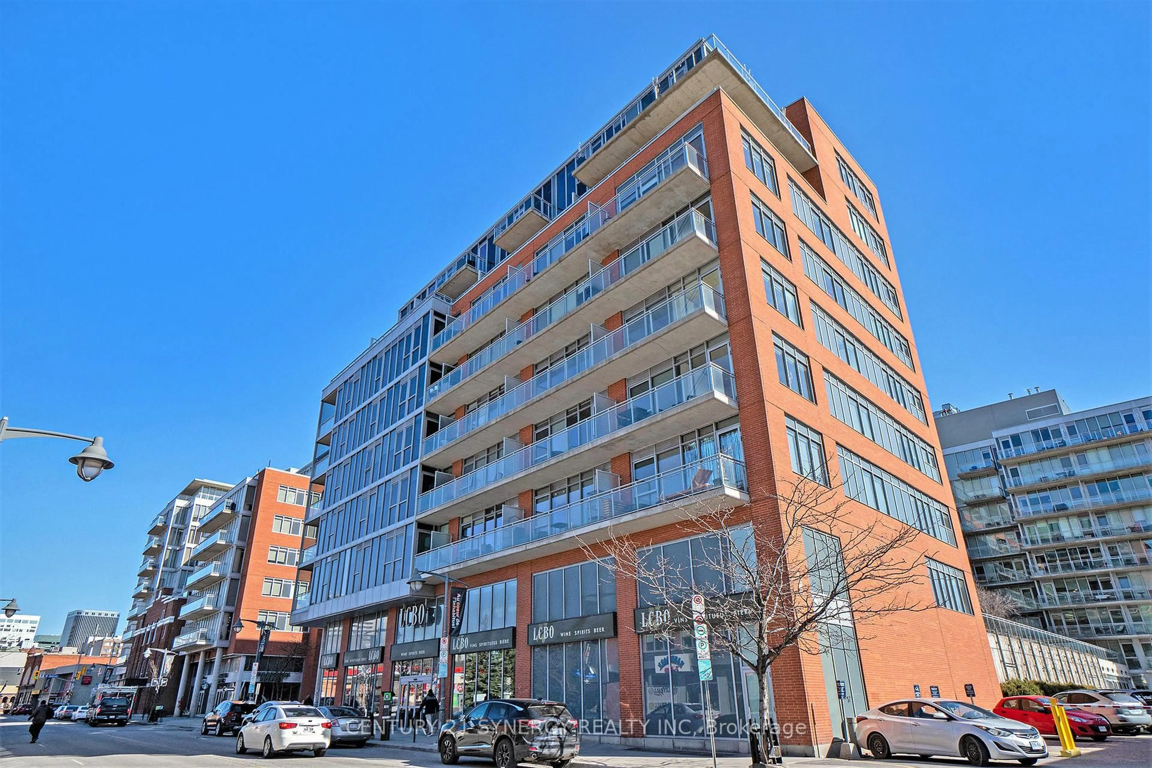 Unknown for 340 Mcleod St #633, Ottawa Ontario K2P 1A4