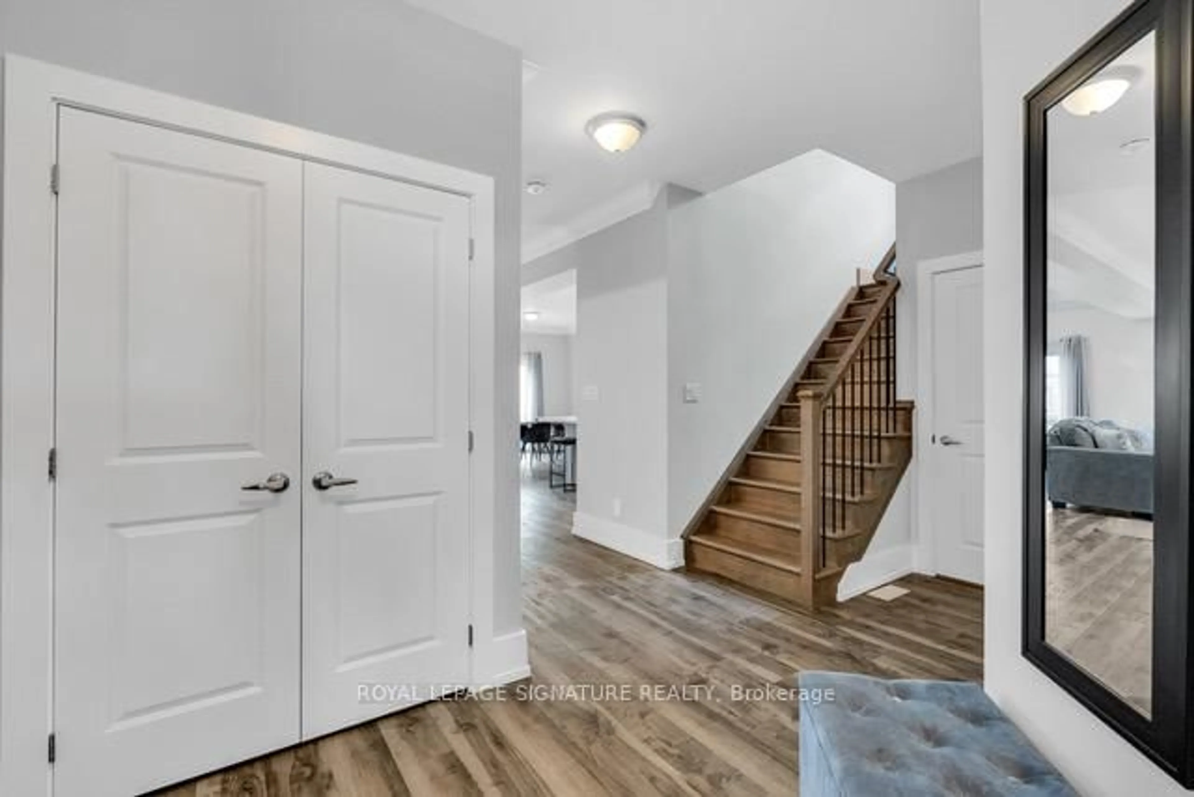 Indoor entryway for 13 Damude Ave, Thorold Ontario L2C 0G7