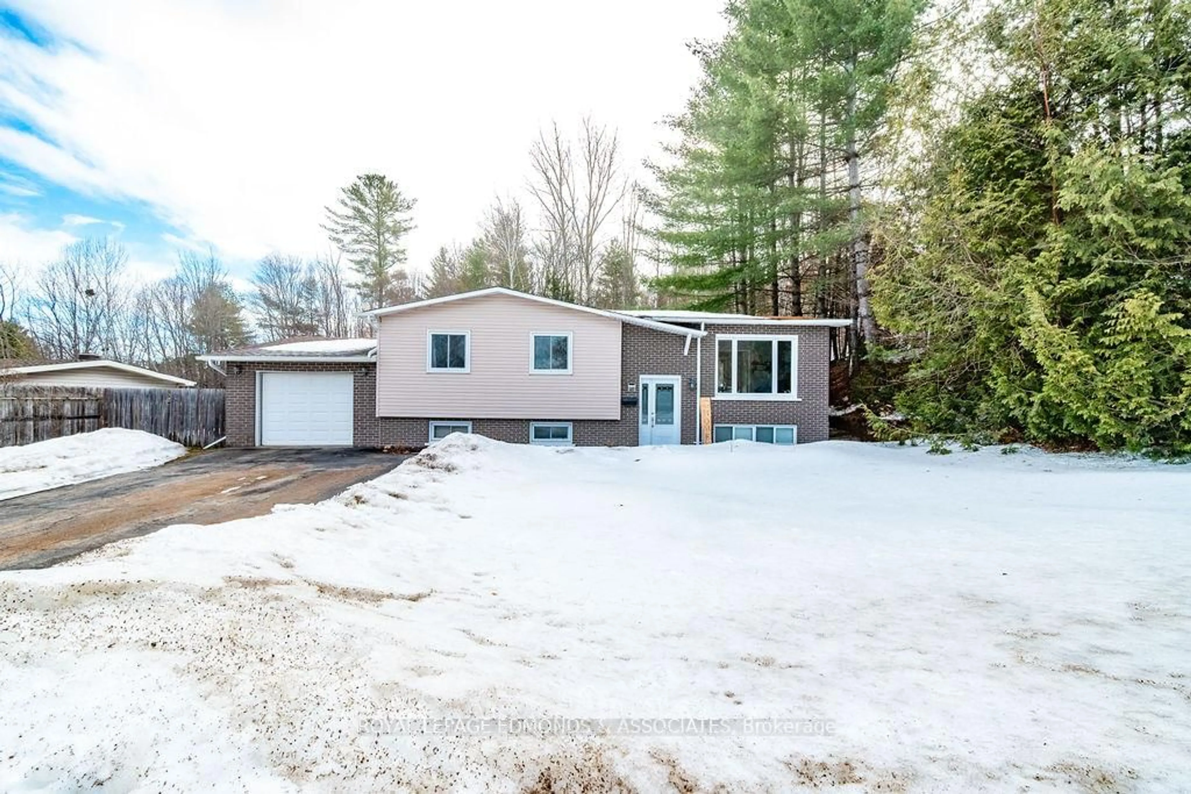 A pic from outside/outdoor area/front of a property/back of a property/a pic from drone, street for 65 Armstrong Rd, Petawawa Ontario K8H 2S2