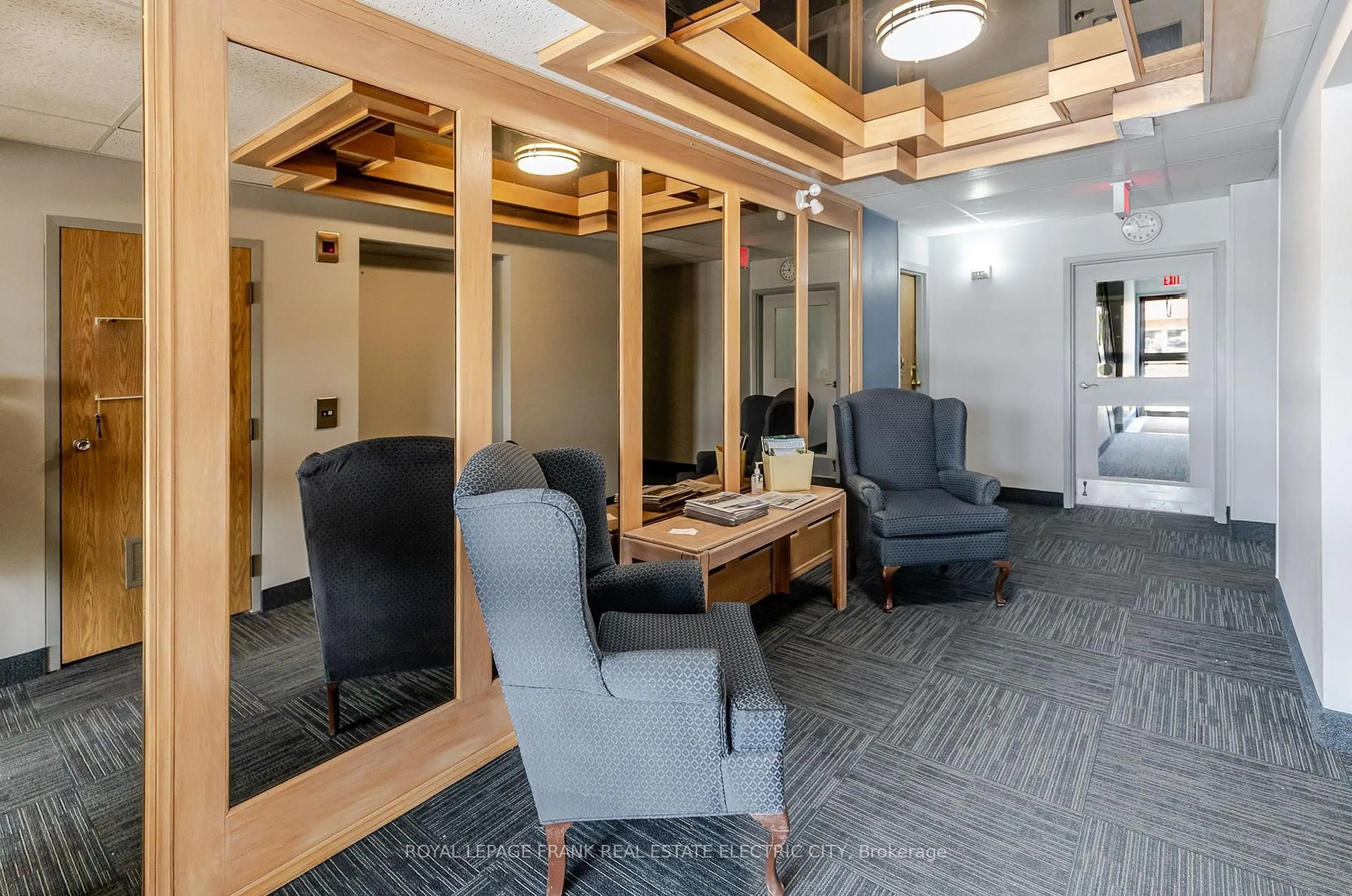 Lobby for 2185 Walker Ave #203, Peterborough Ontario K9L 1T6