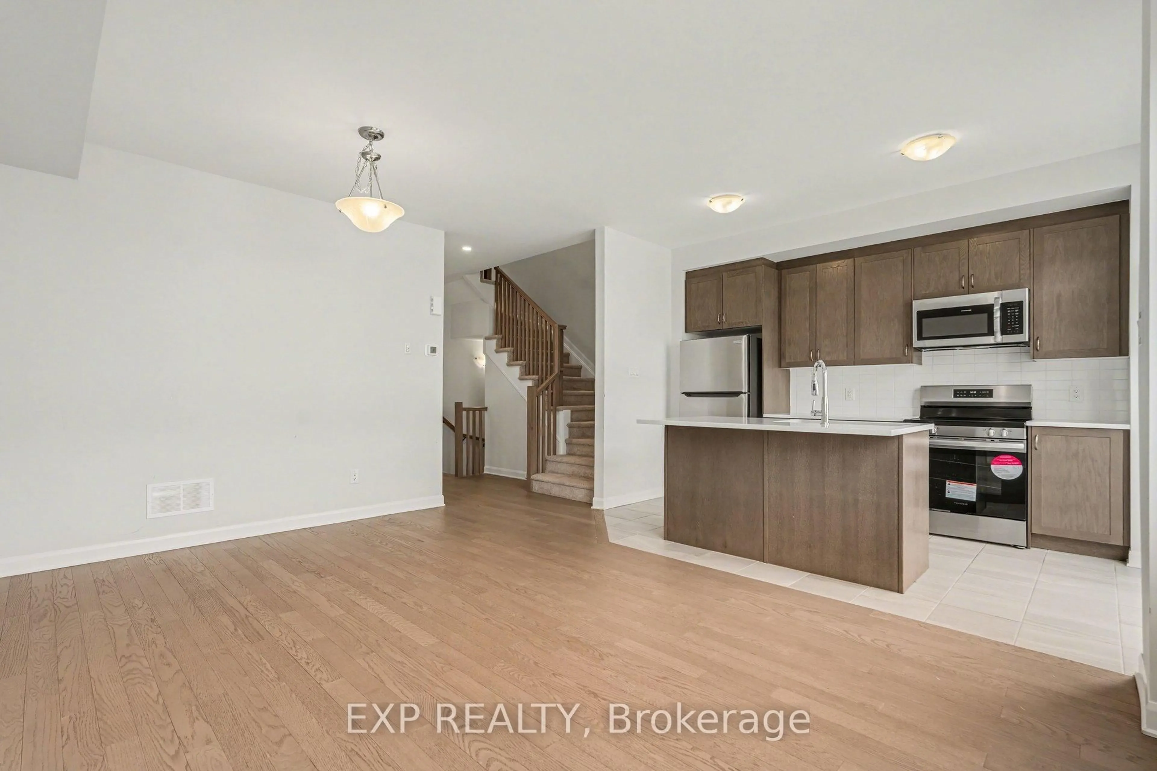 Open concept kitchen, unknown for 98 Osler St, Ottawa Ontario K2W 0K8