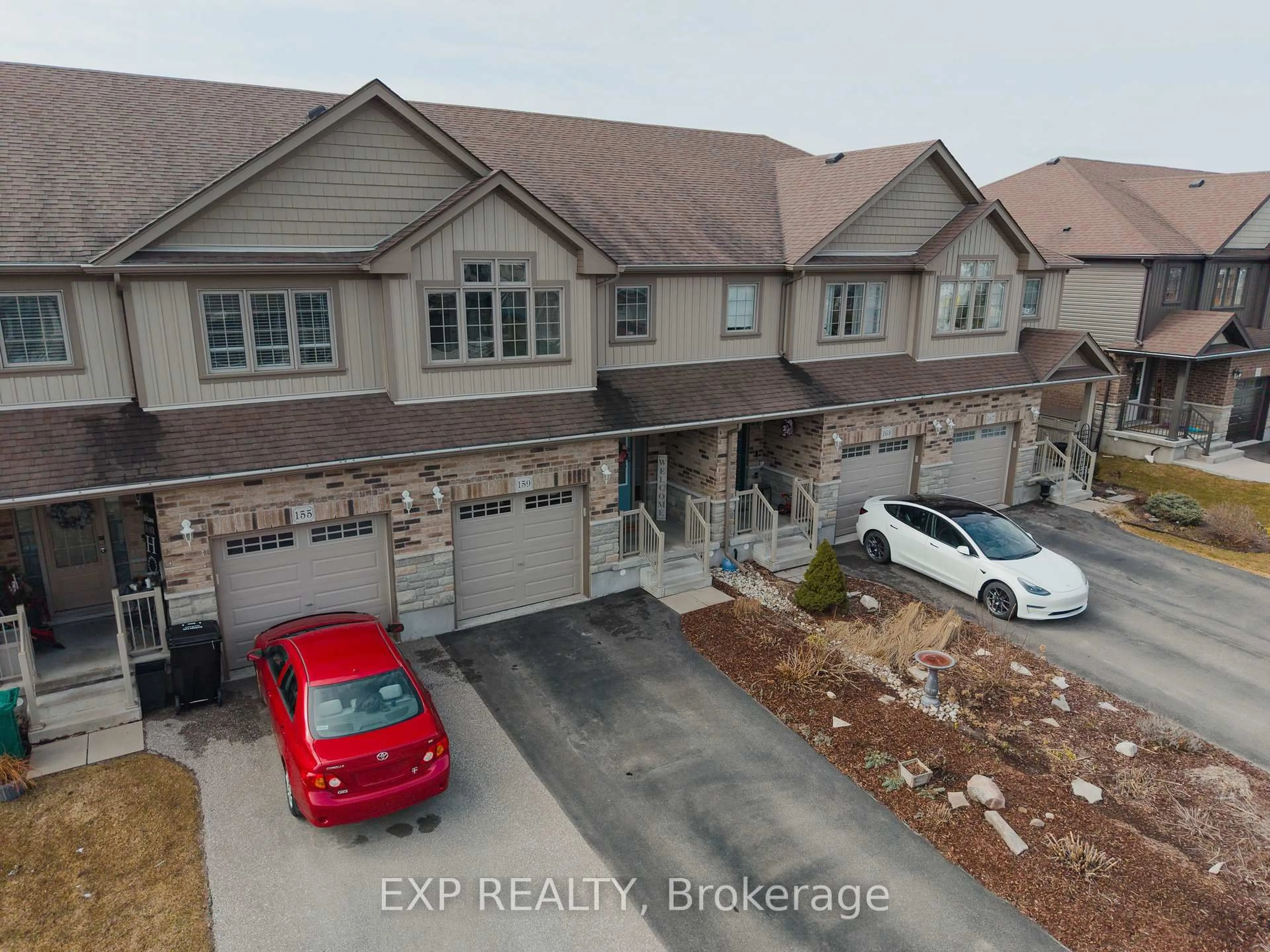 A pic from outside/outdoor area/front of a property/back of a property/a pic from drone, street for 159 William St, Woolwich Ontario N3B 0C2
