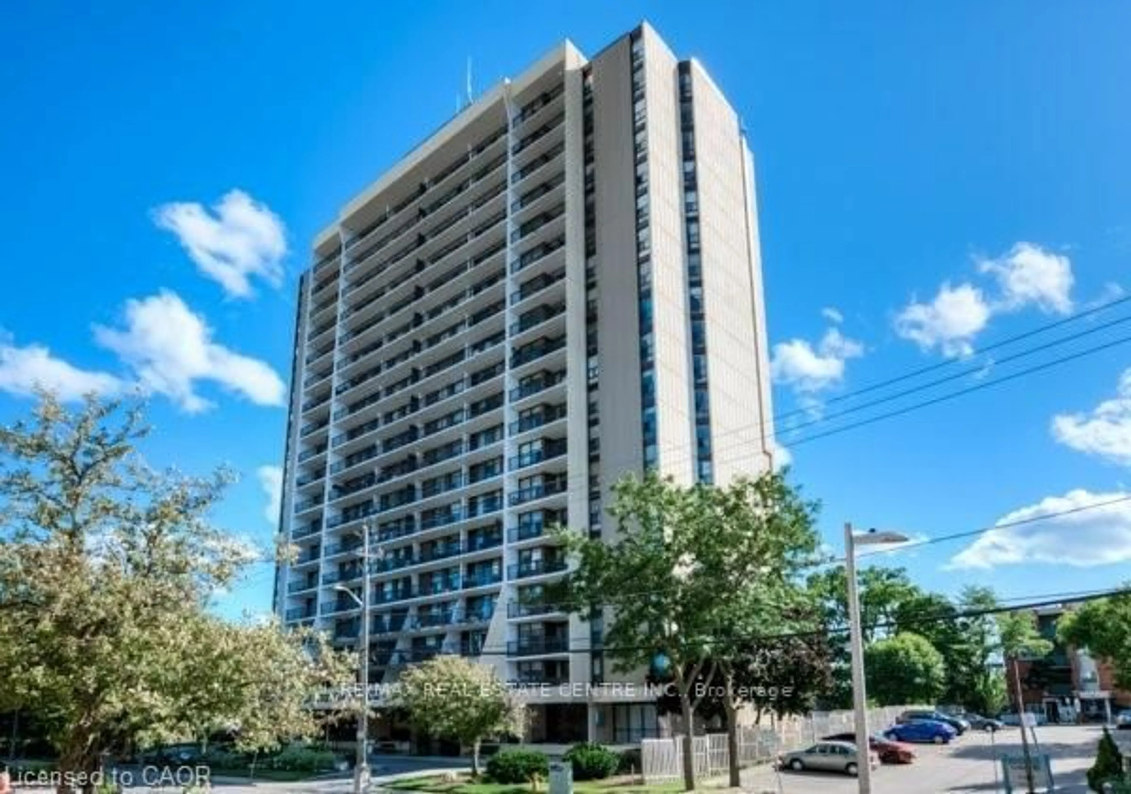 A pic from outside/outdoor area/front of a property/back of a property/a pic from drone, building for 81 Church St #1406, Kitchener Ontario N2G 4M1