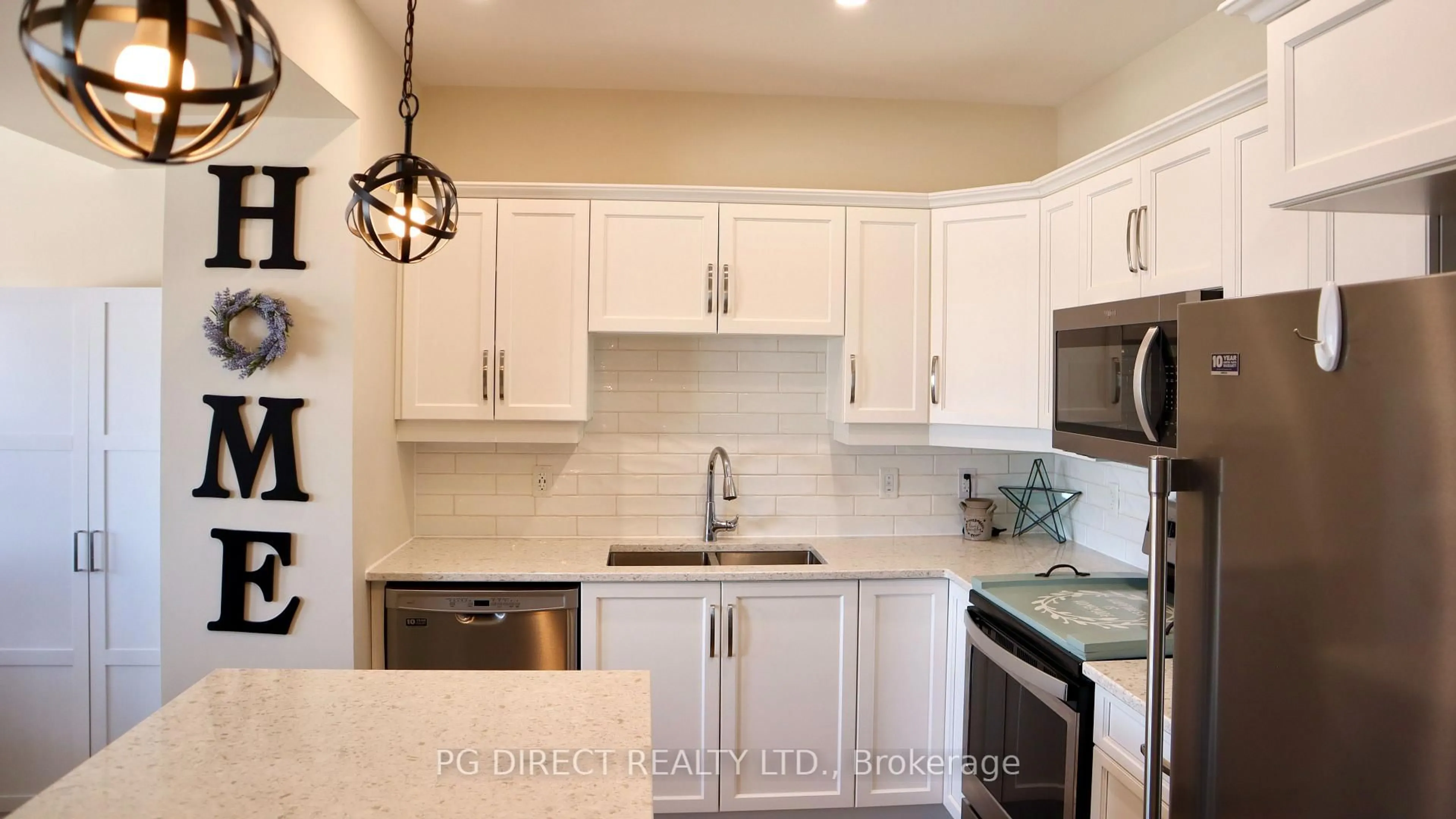 Standard kitchen, ceramic/tile floor for 55 Chad St, Petawawa Ontario K8H 0G9