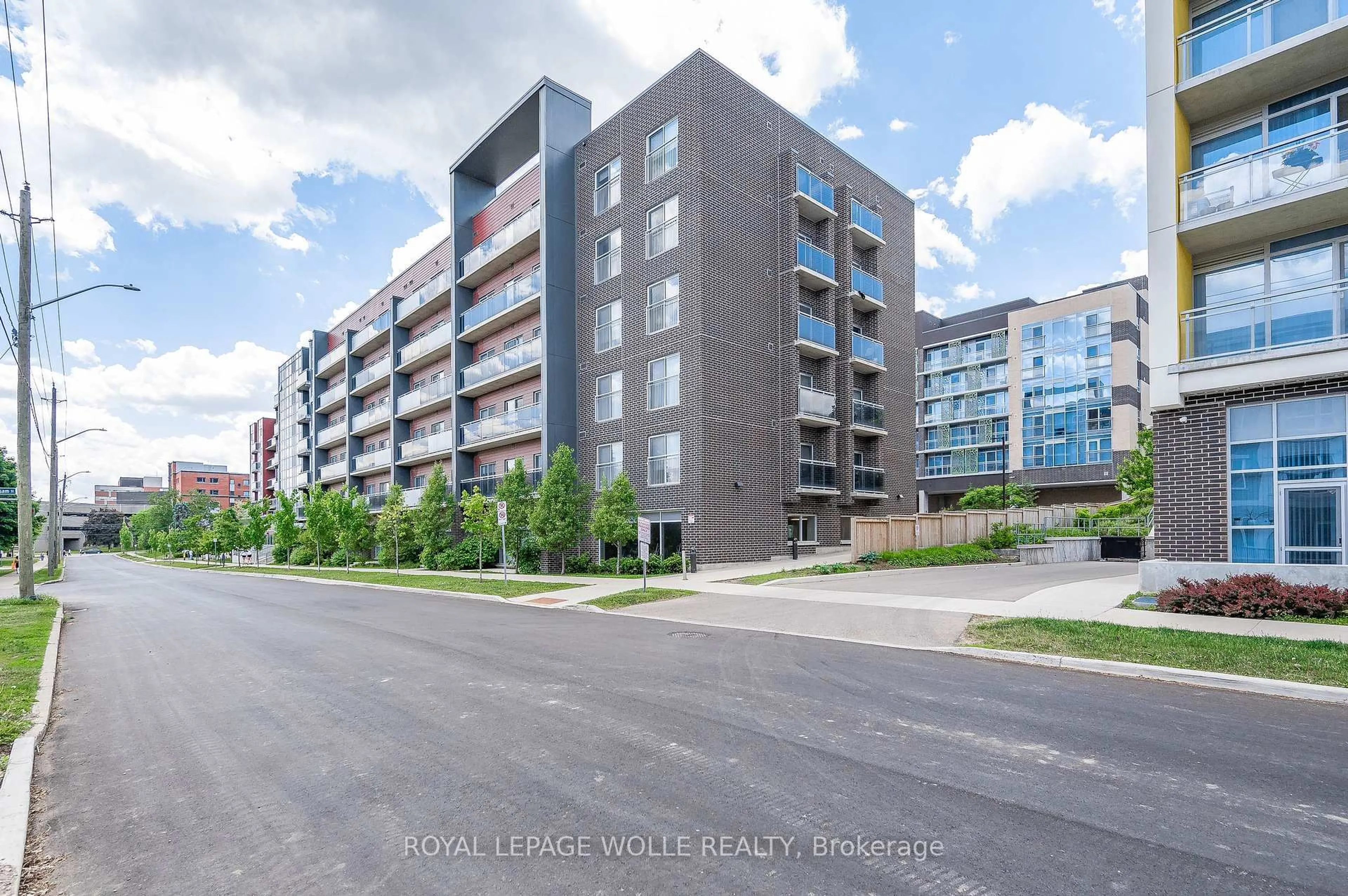 Unknown for 251 Hemlock St #201, Waterloo Ontario N2L 0H2