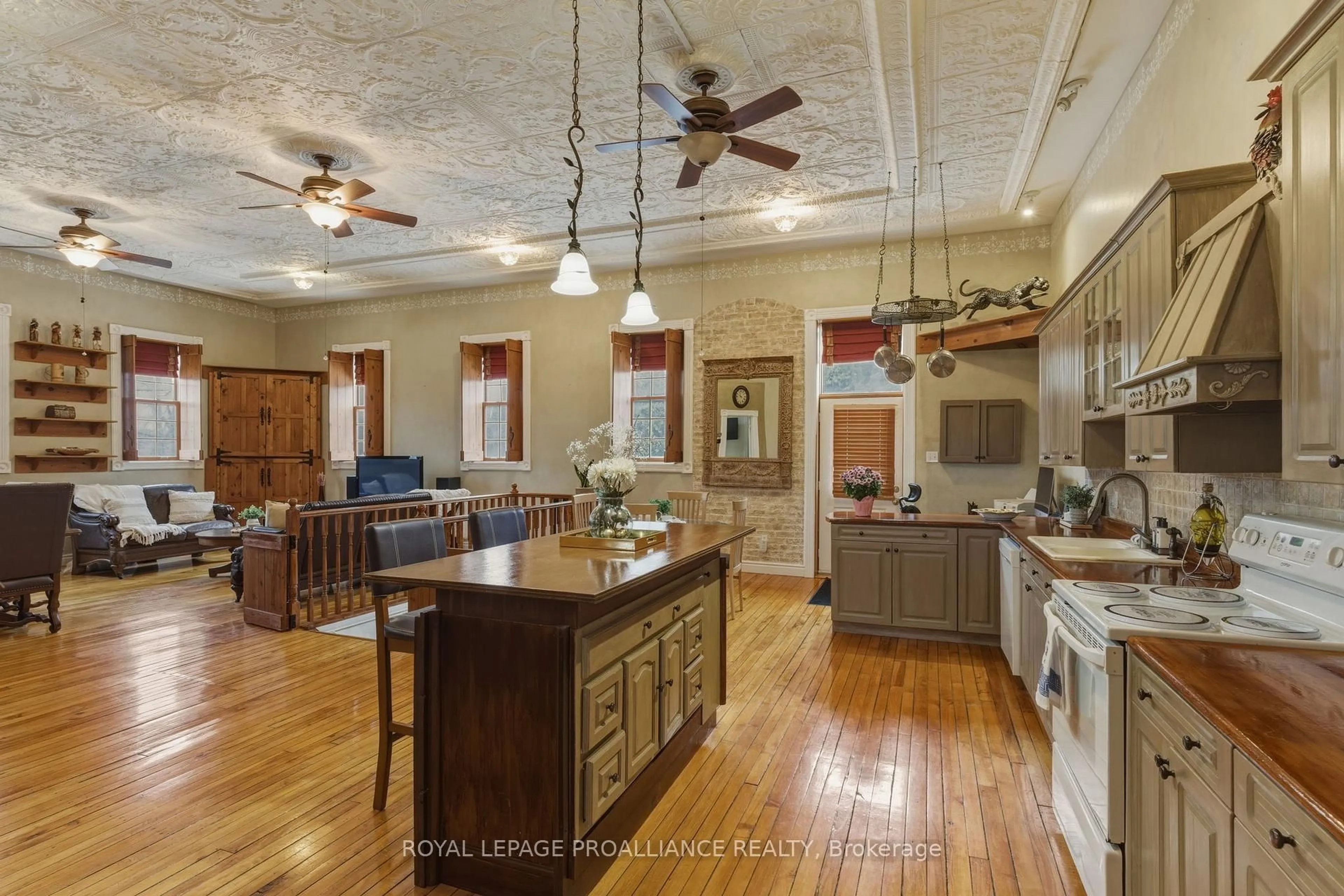 Open concept kitchen, unknown for 157 Norway St, Cramahe Ontario K0K 1M0