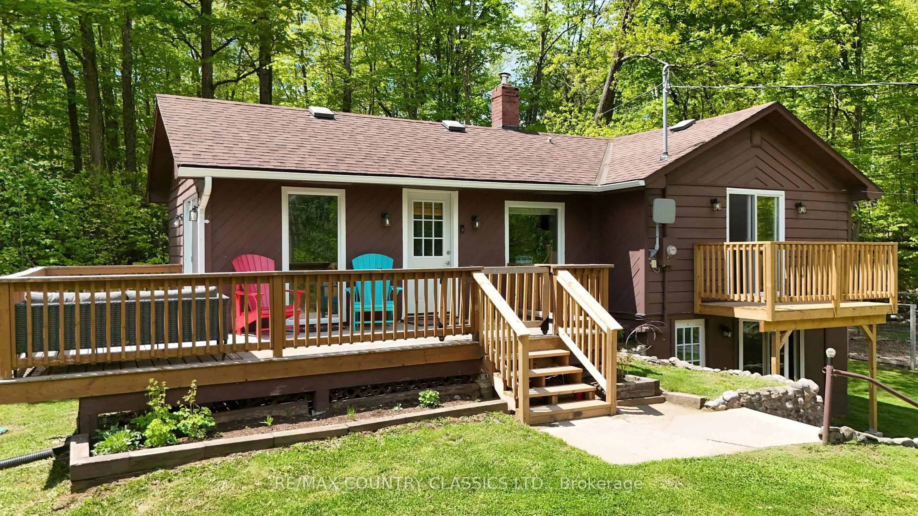 Patio, unknown for 164 Trout Lake Rd, Bancroft Ontario K0L 1C0