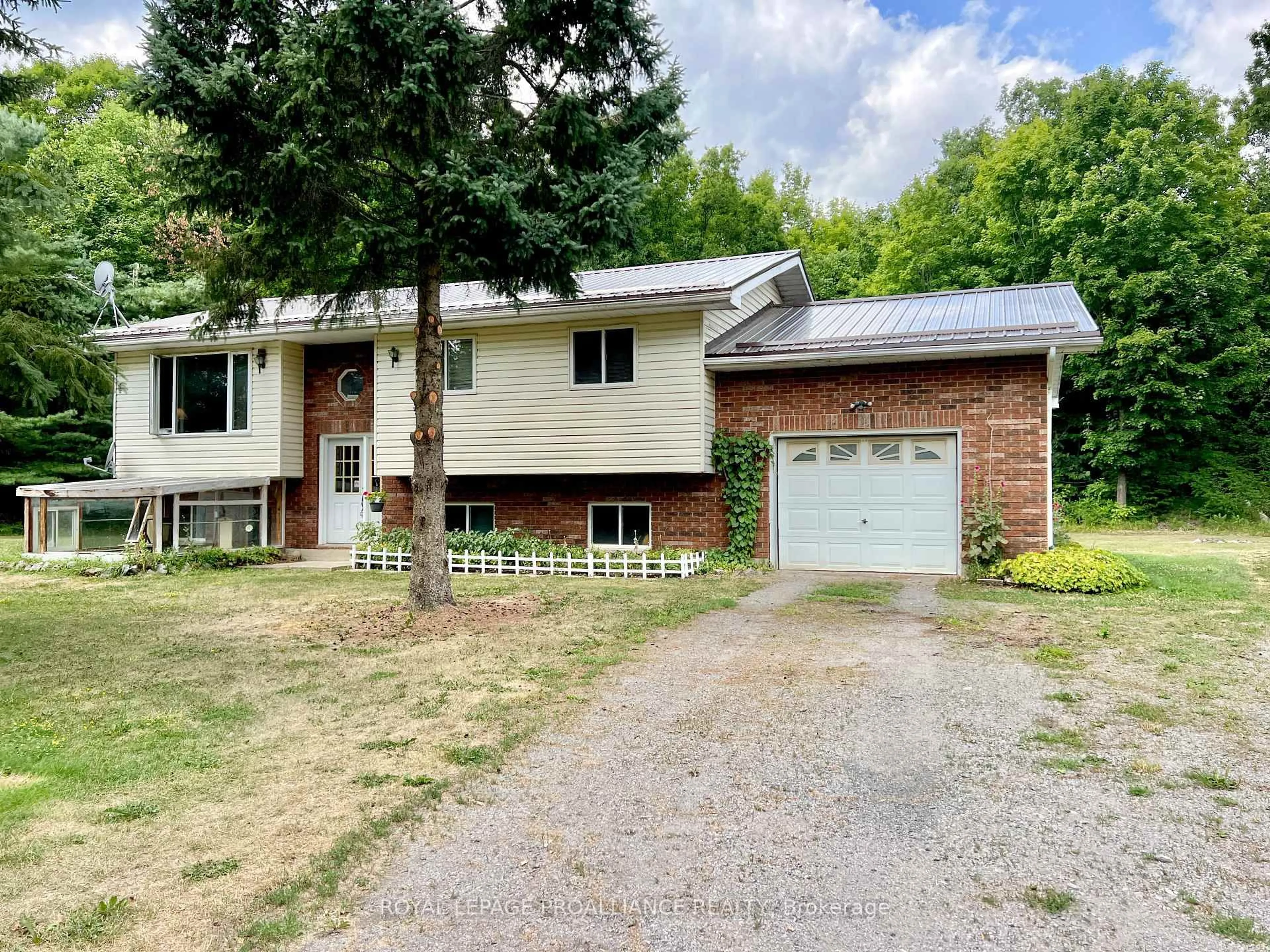 Unknown for 2201 Moneymore Rd, Belleville Ontario K0K 2Y0