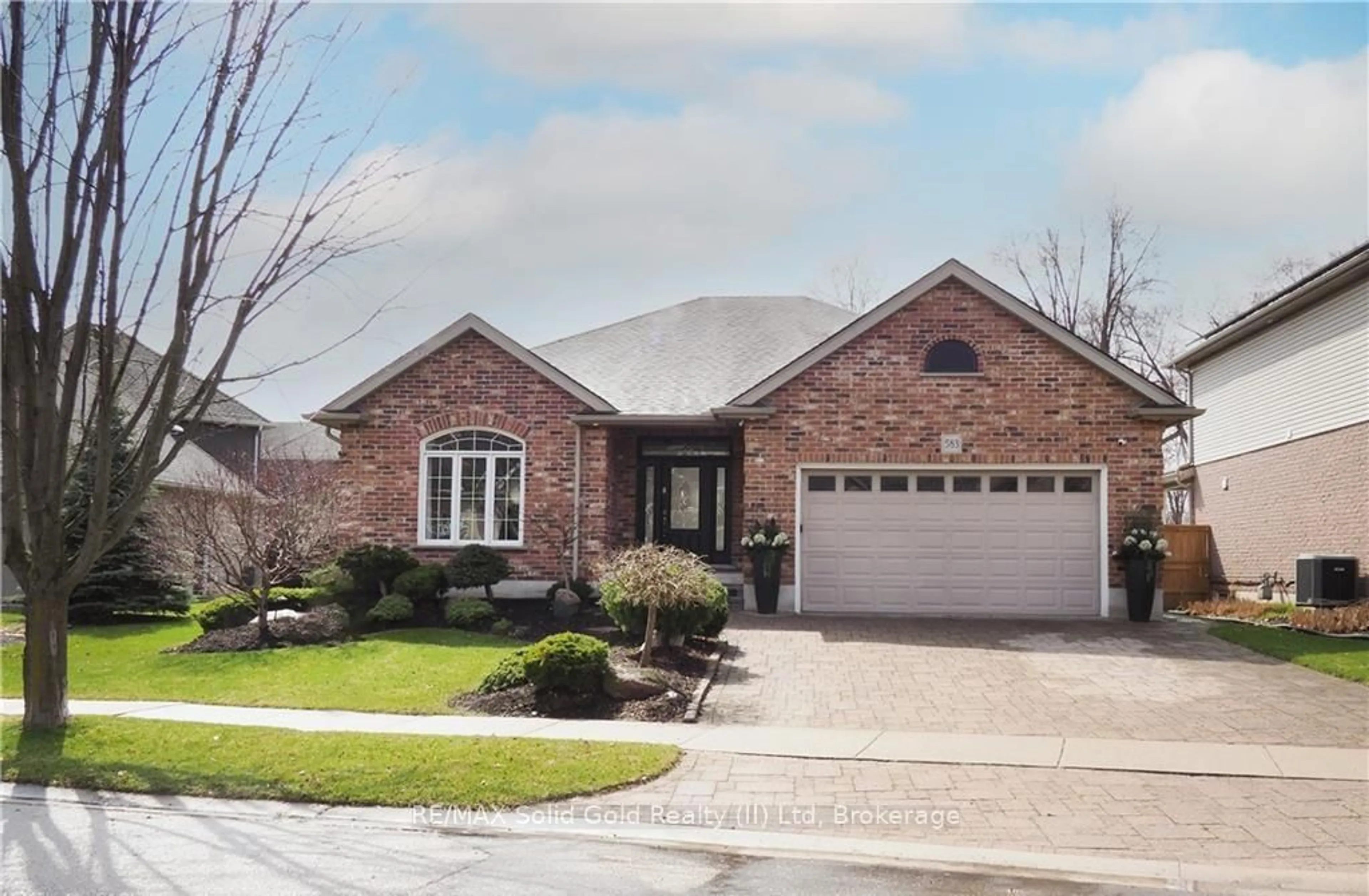 Home with brick exterior material, street for 583 Lakeview Dr, Woodstock Ontario N4T 0A5