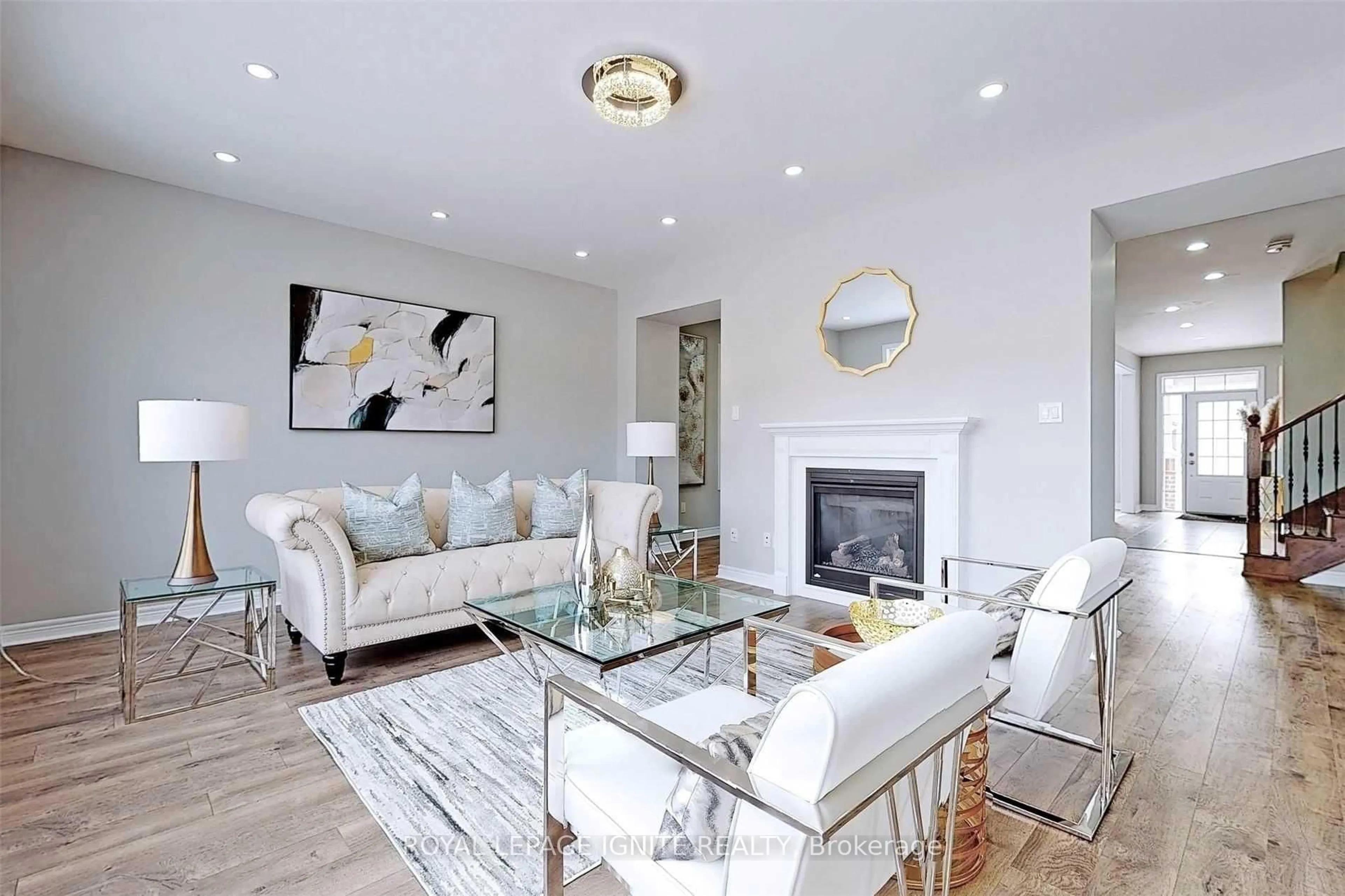 Living room with furniture, wood/laminate floor for 110 Barlow Pl, Brant Ontario N3L 0G8