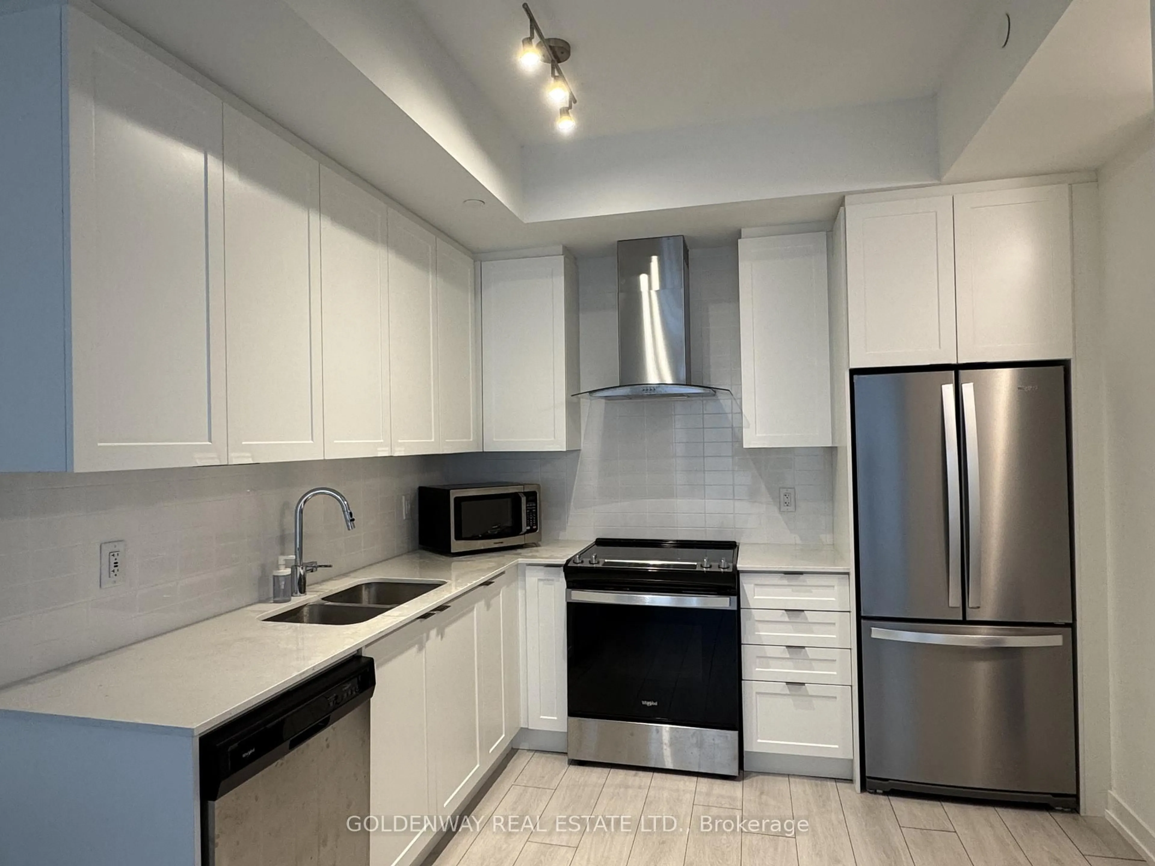 Standard kitchen, unknown for 55 Duke St #405, Kitchener Ontario N2H 0C9