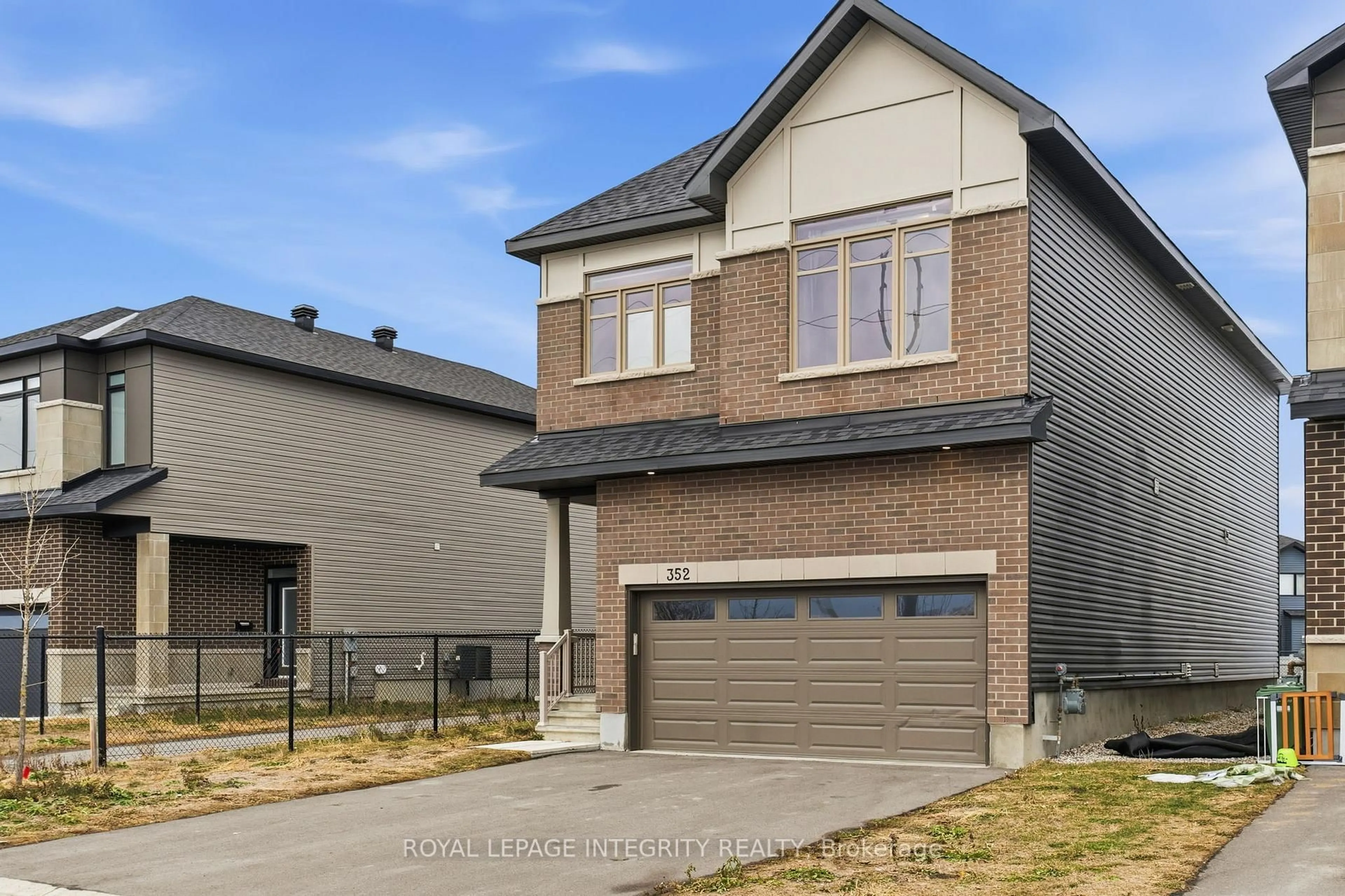 Home with brick exterior material, street for 352 Monticello Ave, Stittsville Ontario K2S 2S5