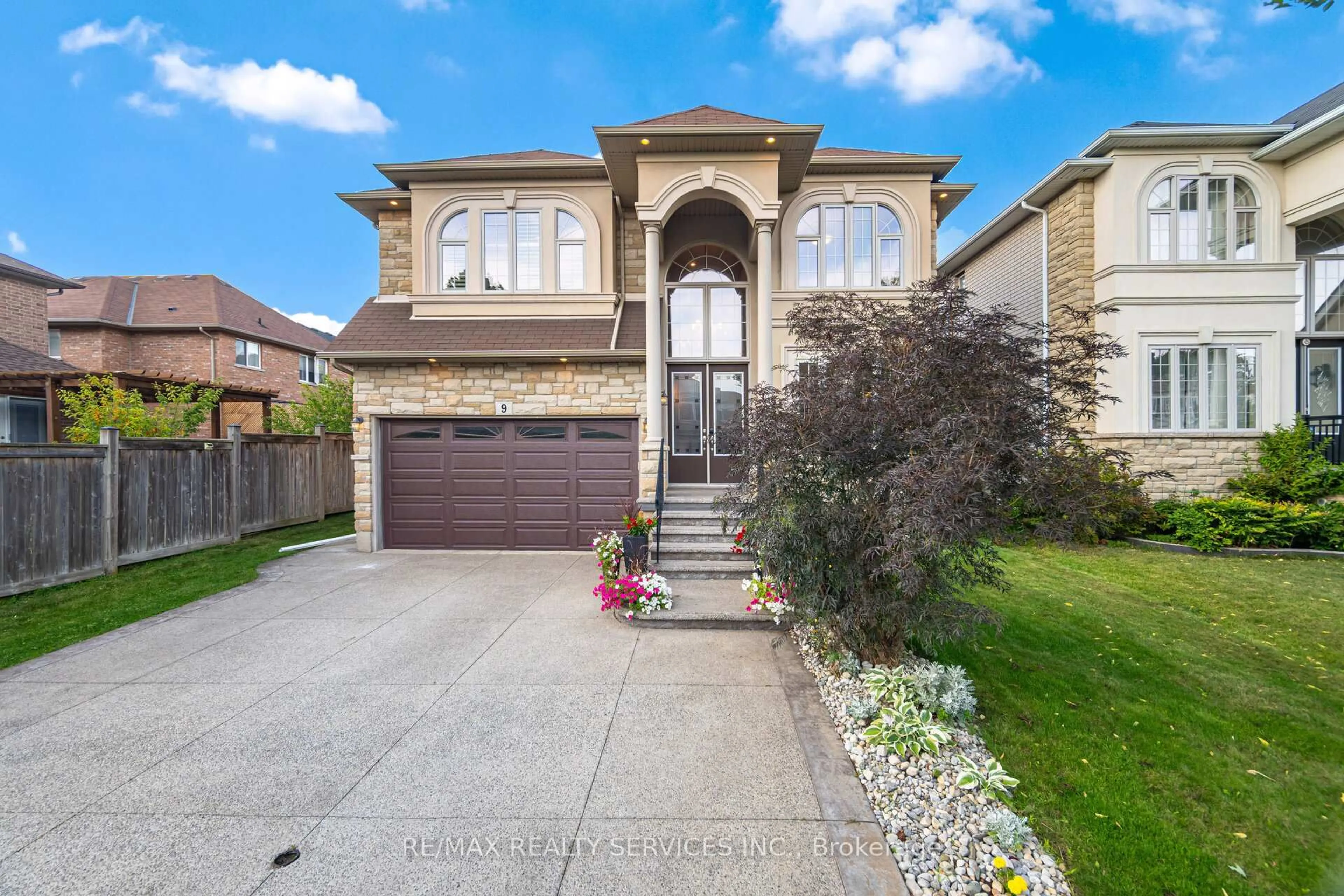 Home with brick exterior material, street for 9 Lorupe Crt, Hamilton Ontario L9G 0B4