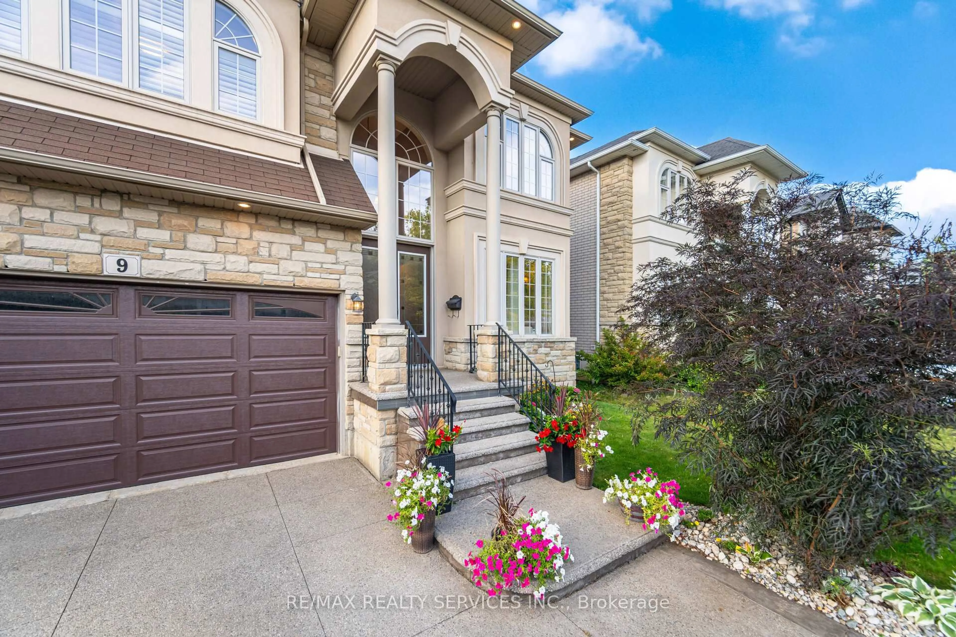 Home with brick exterior material, street for 9 Lorupe Crt, Hamilton Ontario L9G 0B4