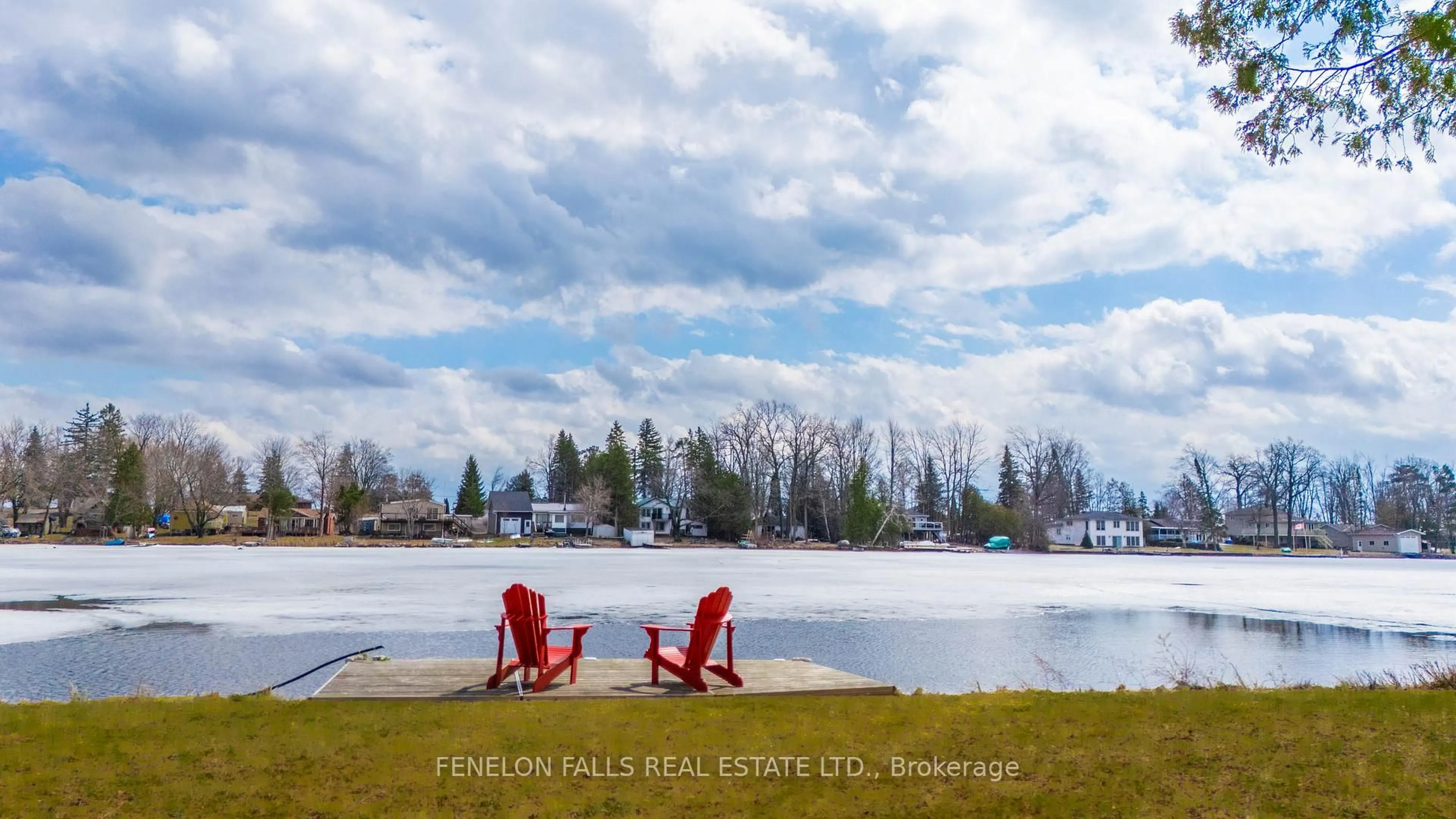 Patio, water/lake/river/ocean view for 30 Jones Ave, Kawartha Lakes Ontario K0M 1G0