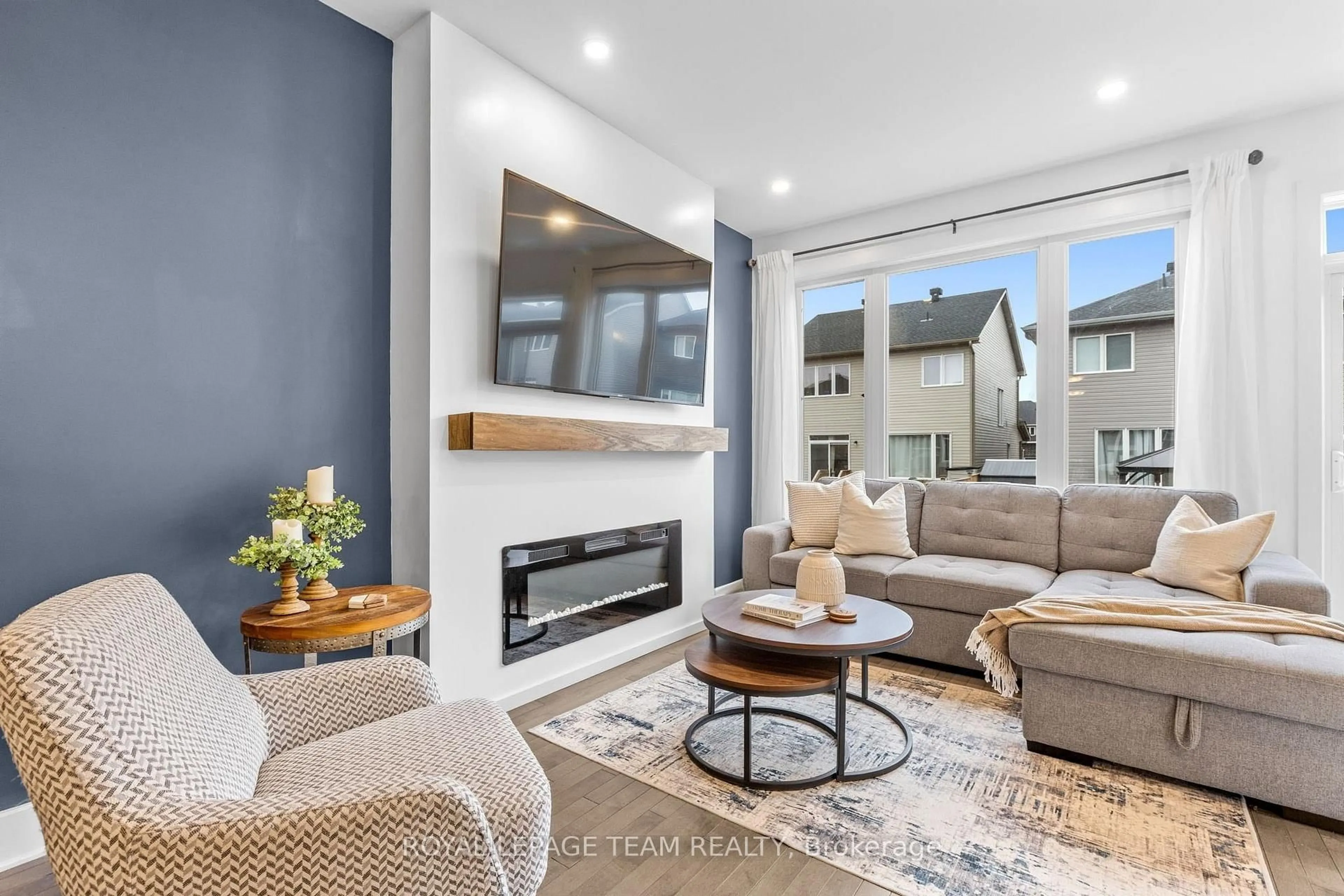 Living room with furniture, unknown for 20 Antonakos Dr, Carleton Place Ontario K7C 0L1