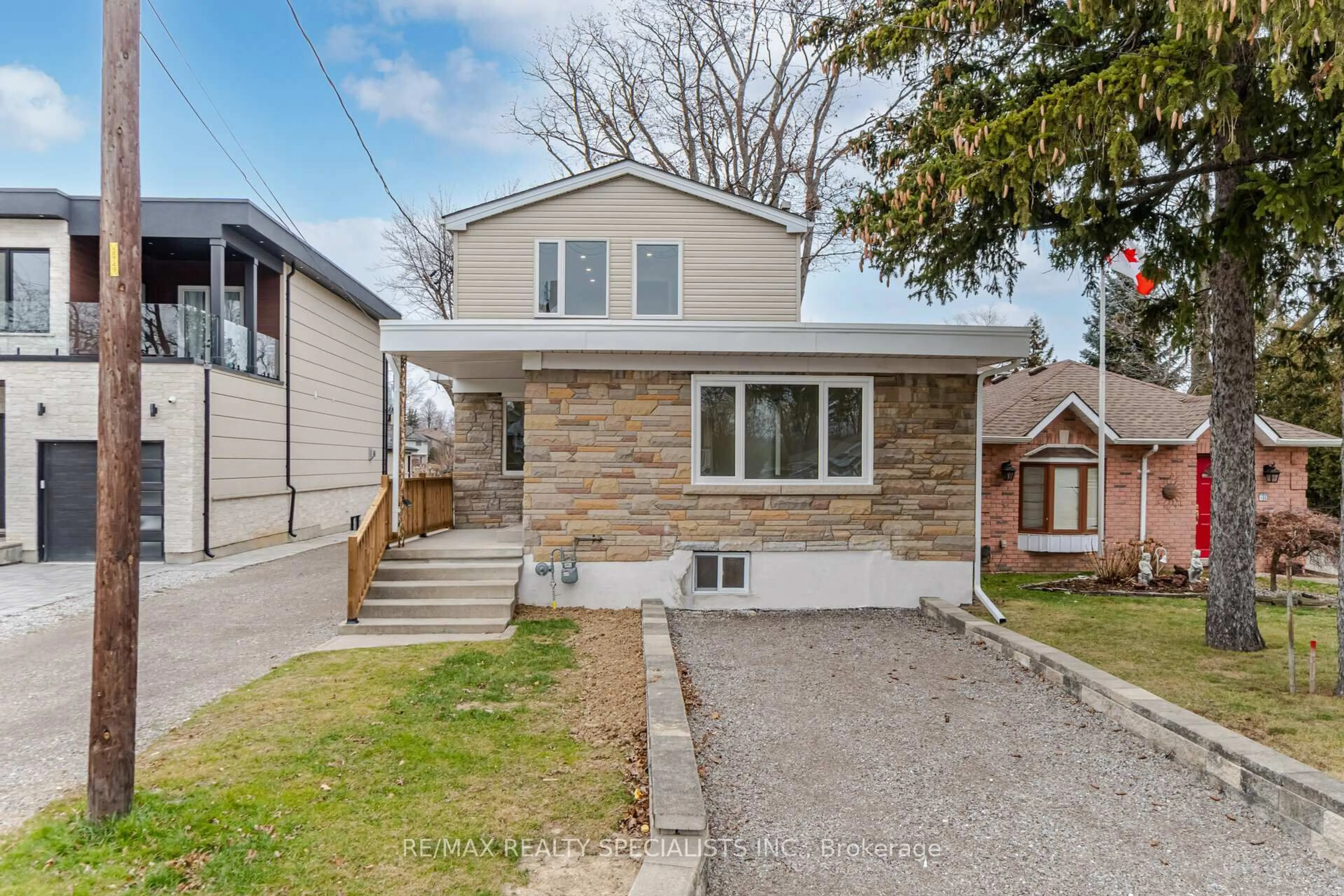 Home with brick exterior material, street for 9 Frances Ave, Hamilton Ontario L8E 2Y6