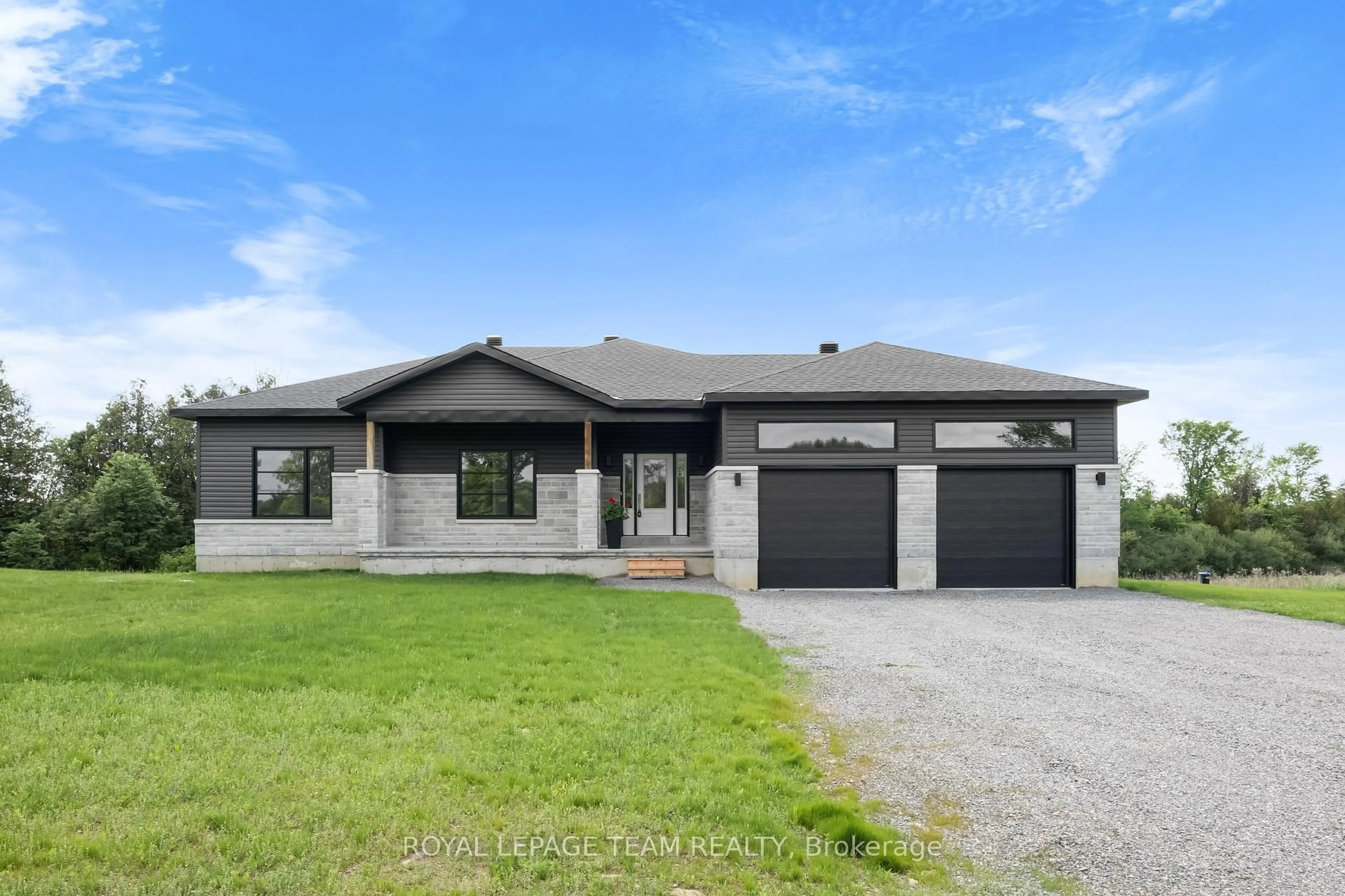 Home with brick exterior material, street for 465 Pioneer Rd, Merrickville-Wolford Ontario K0G 1N0