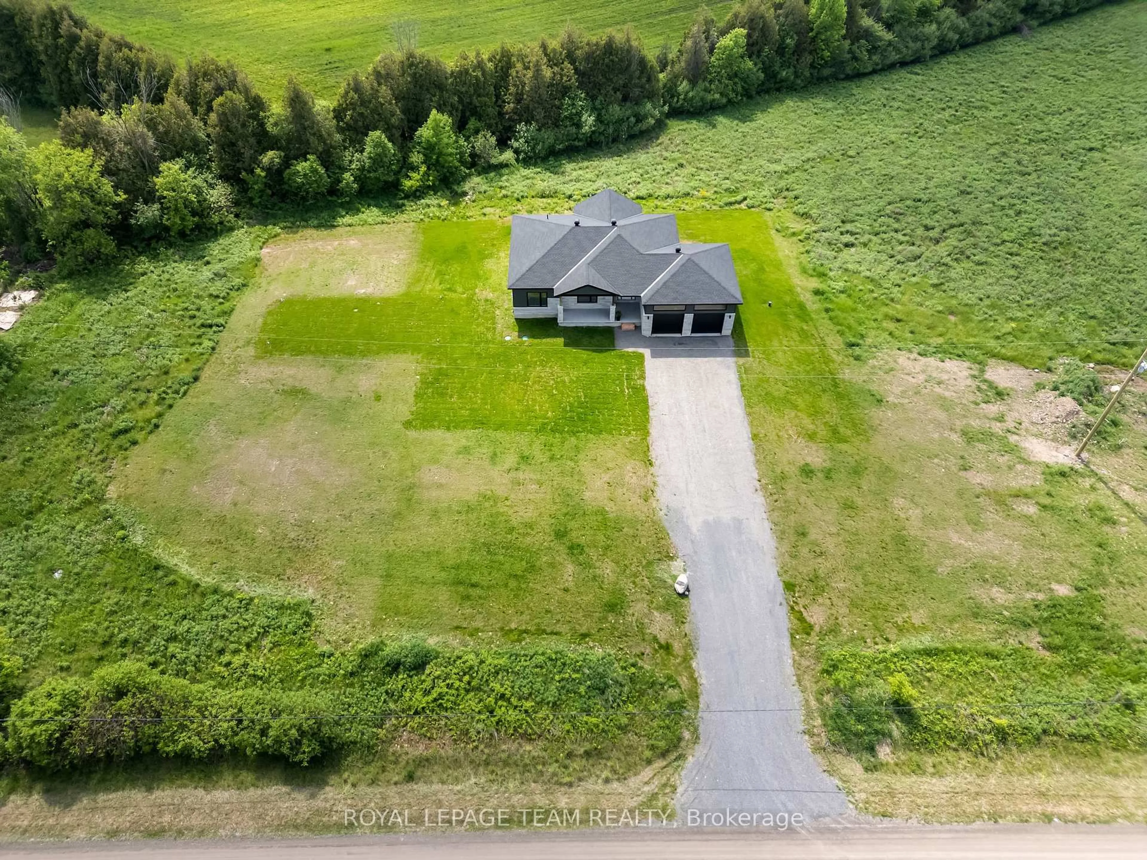 A pic from outside/outdoor area/front of a property/back of a property/a pic from drone, unknown for 465 Pioneer Rd, Merrickville-Wolford Ontario K0G 1N0