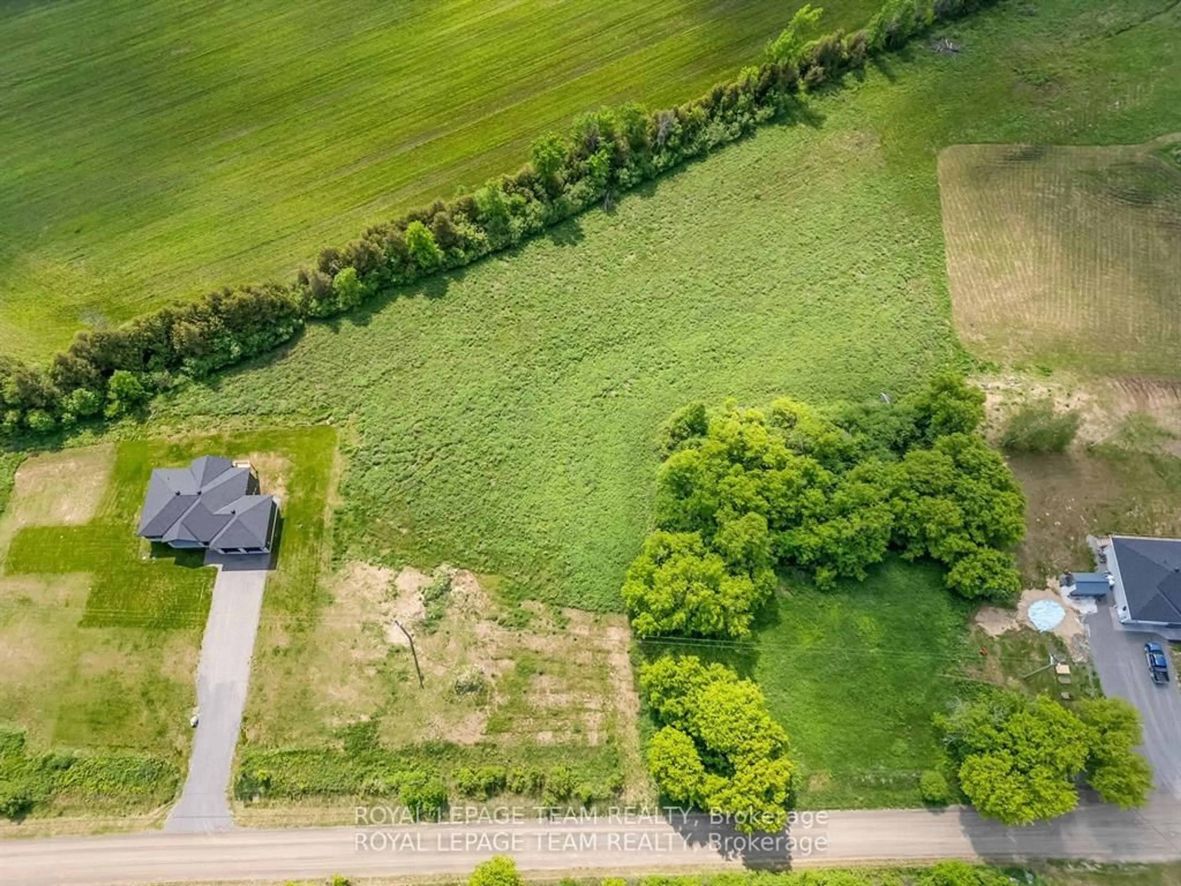 A pic from outside/outdoor area/front of a property/back of a property/a pic from drone, unknown for 475 PIONEER Rd, Merrickville-Wolford Ontario K0G 1N0