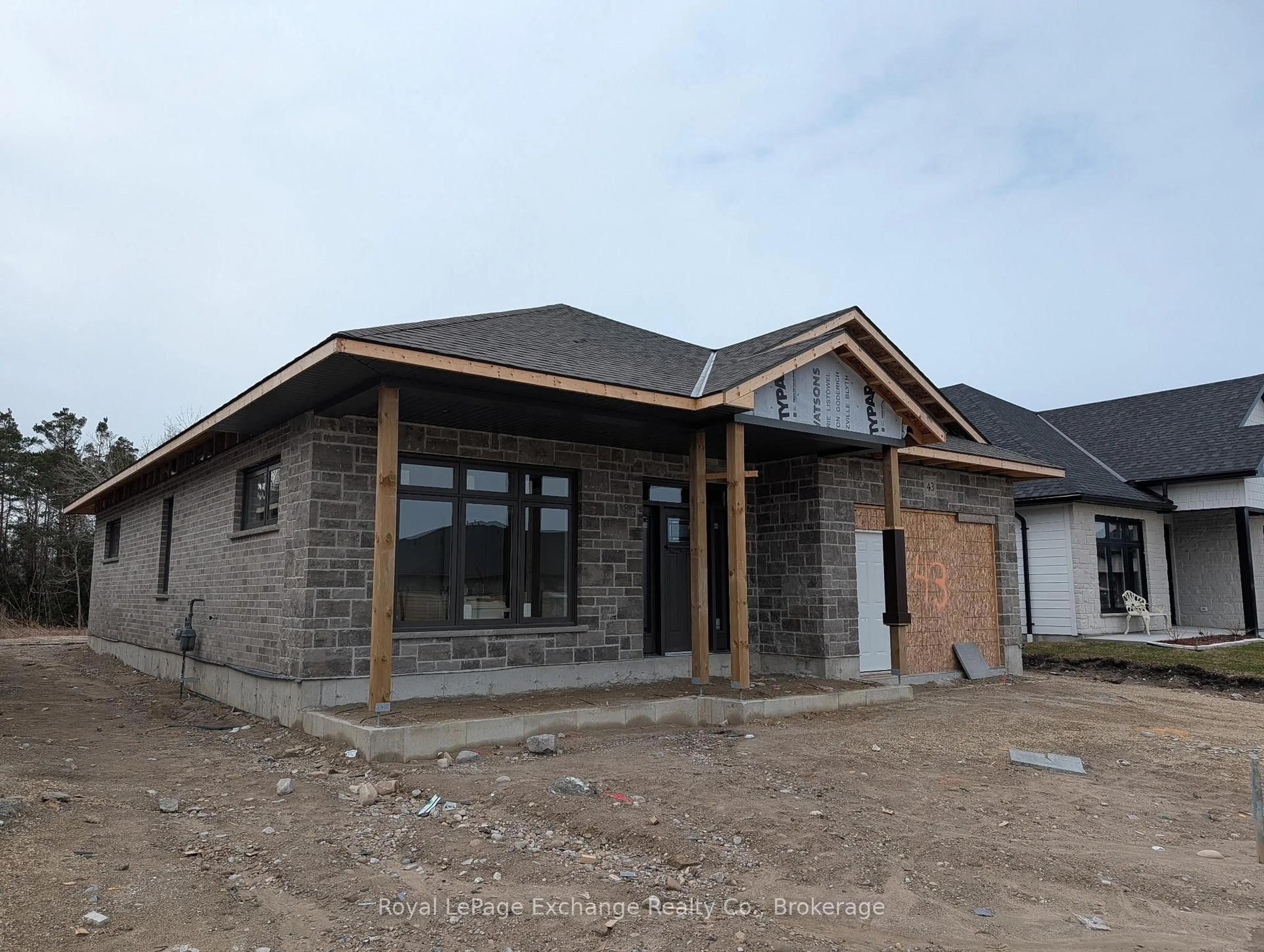 Home with brick exterior material, building for 43 Mercedes Cres, Kincardine Ontario N2Z 1G8
