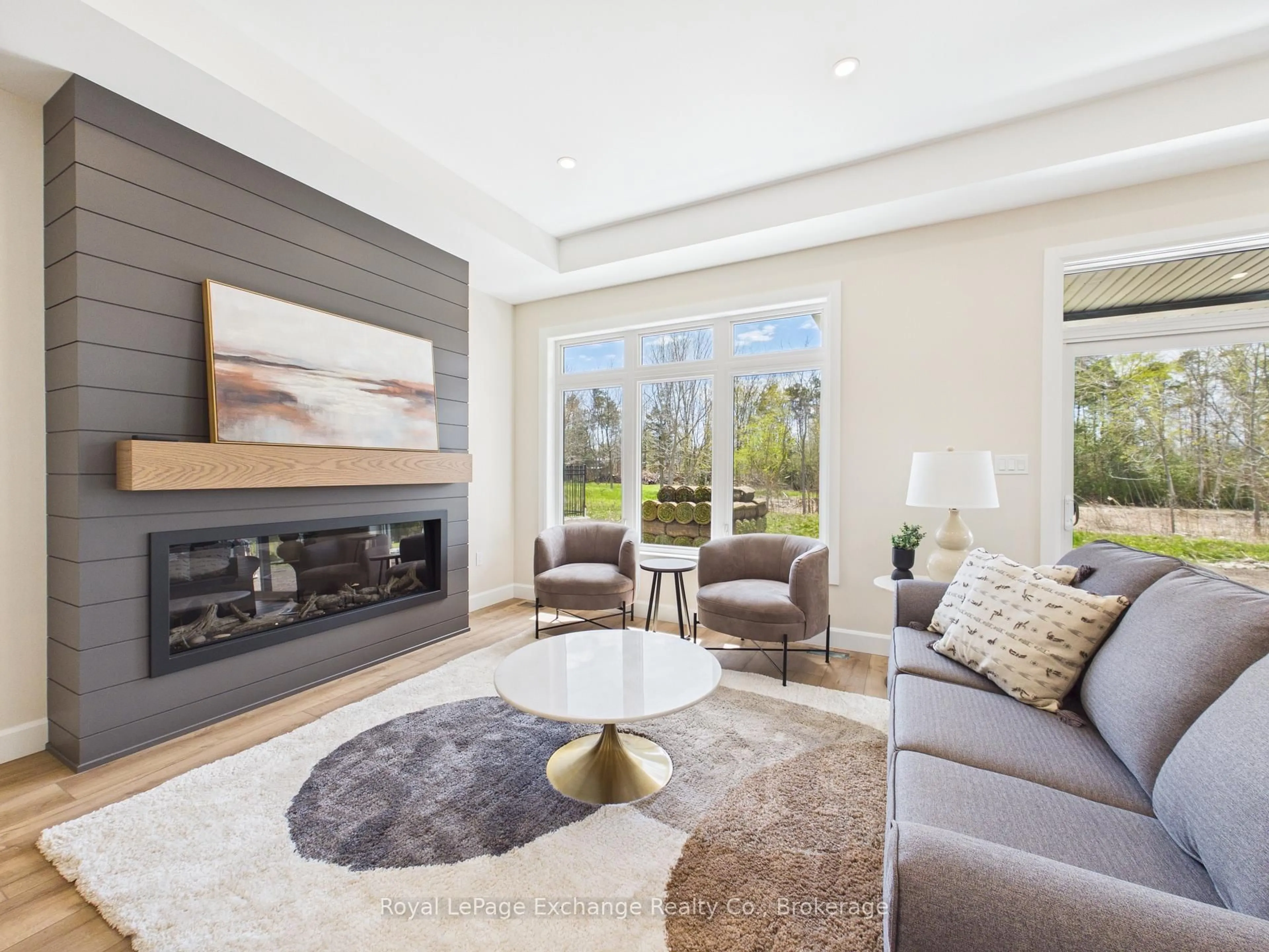 Living room with furniture, unknown for 39 Mercedes Cres, Kincardine Ontario N2Z 1G8