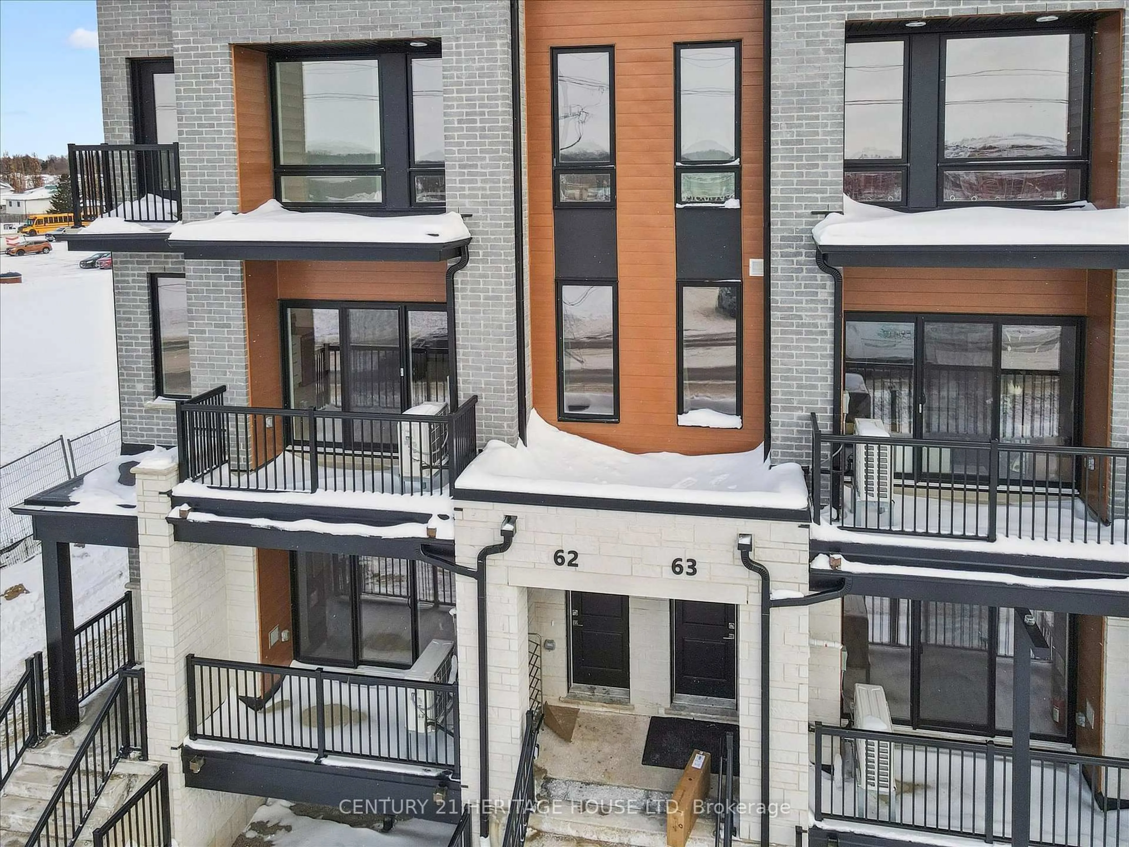 Unknown for 525 Erinbrook Dr #C062, Kitchener Ontario N2E 3T1