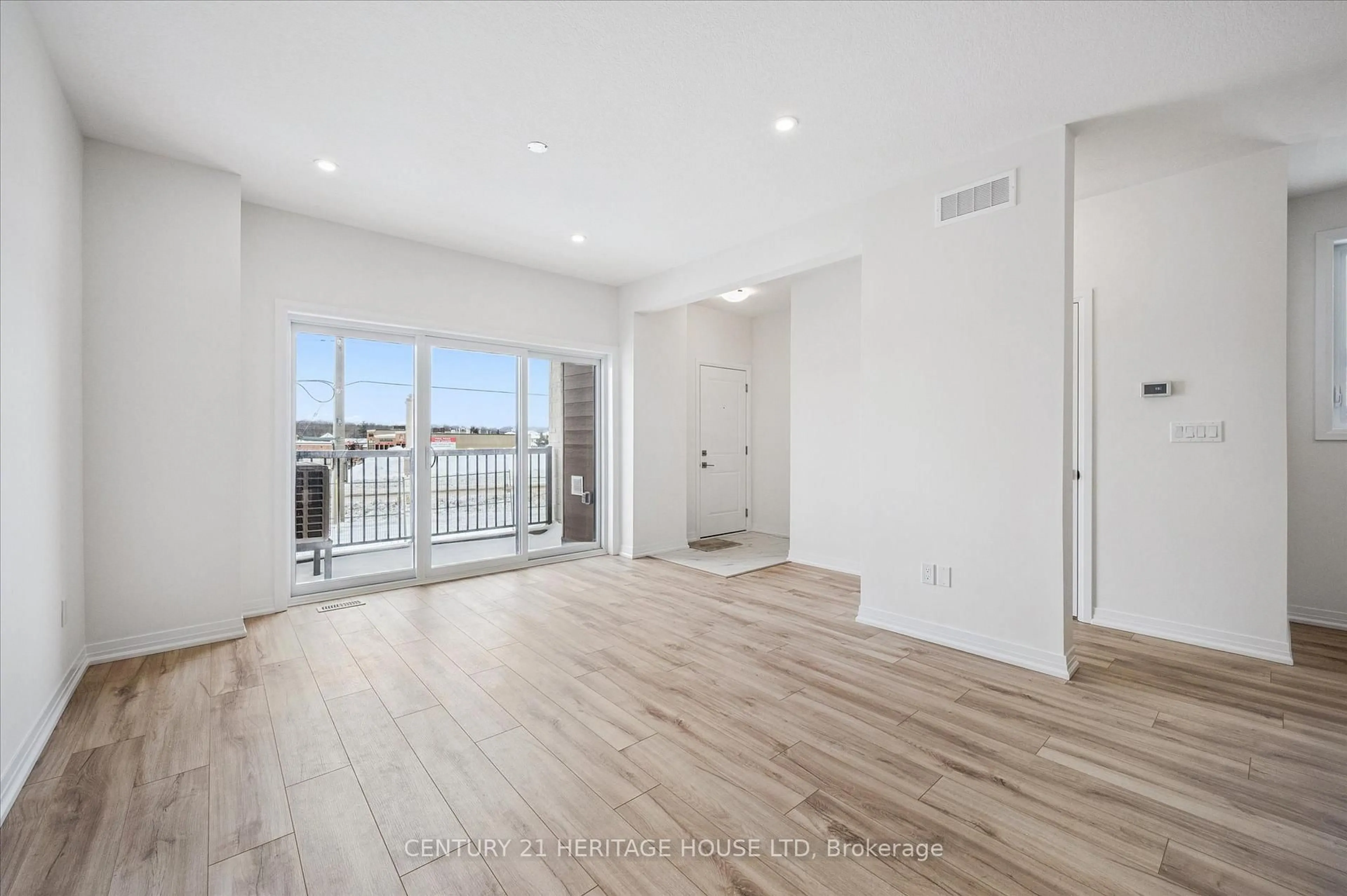 A pic of a room for 525 Erinbrook Dr #C061, Kitchener Ontario N2E 0L4