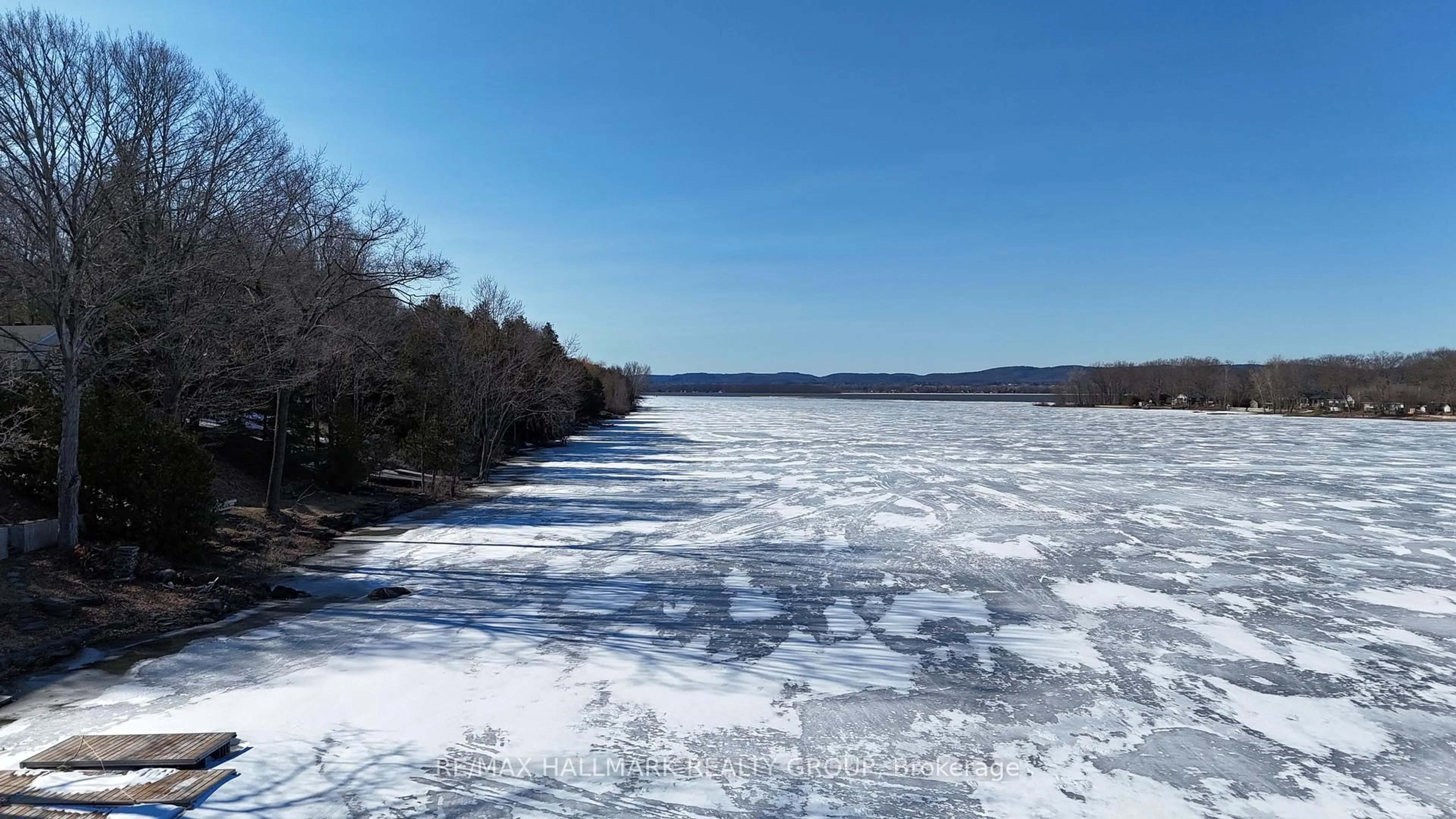 Blurry image for 4614 Northwood Dr, Ottawa Ontario K0A 3M0