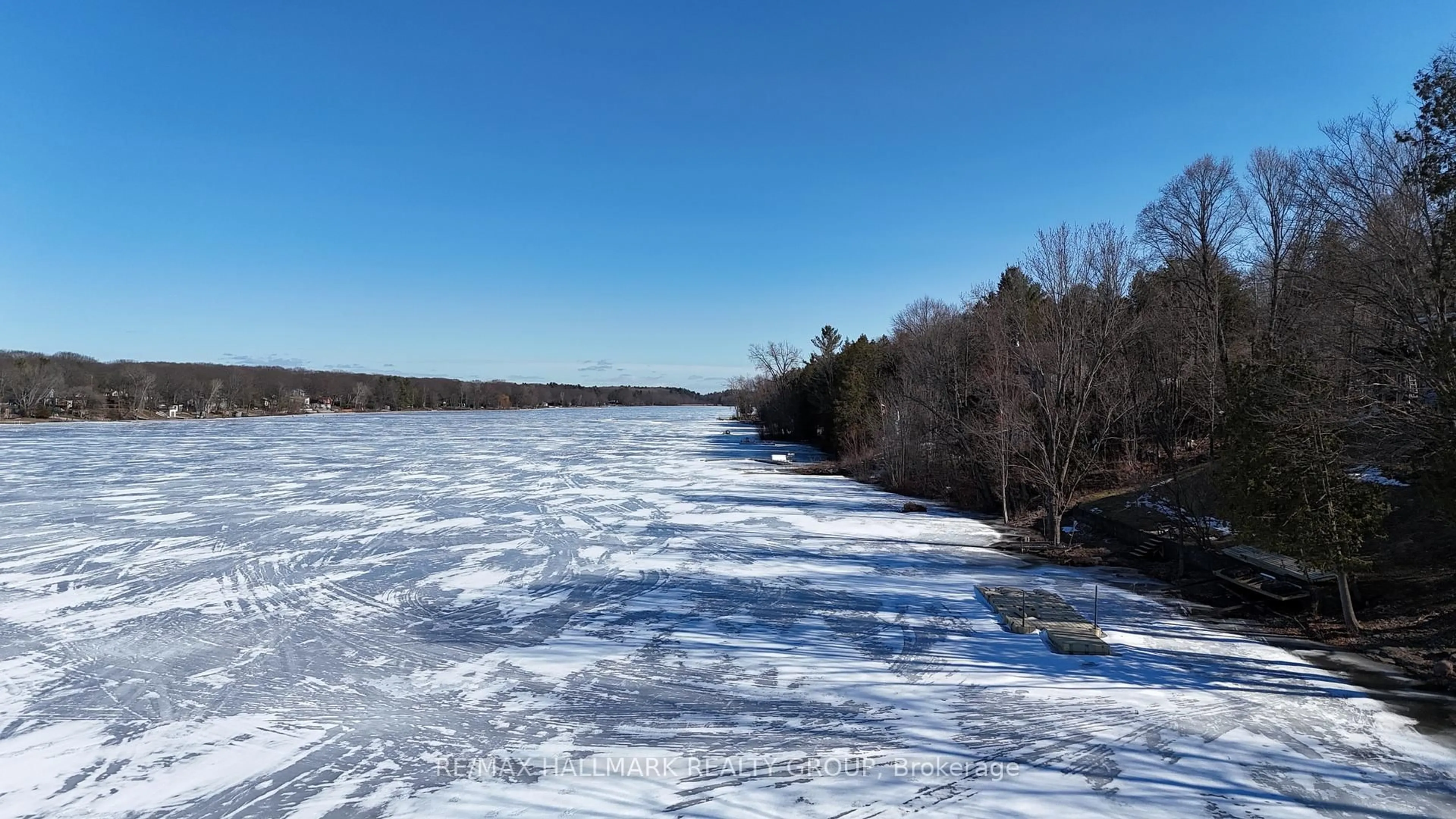 Blurry image for 4614 Northwood Dr, Ottawa Ontario K0A 3M0