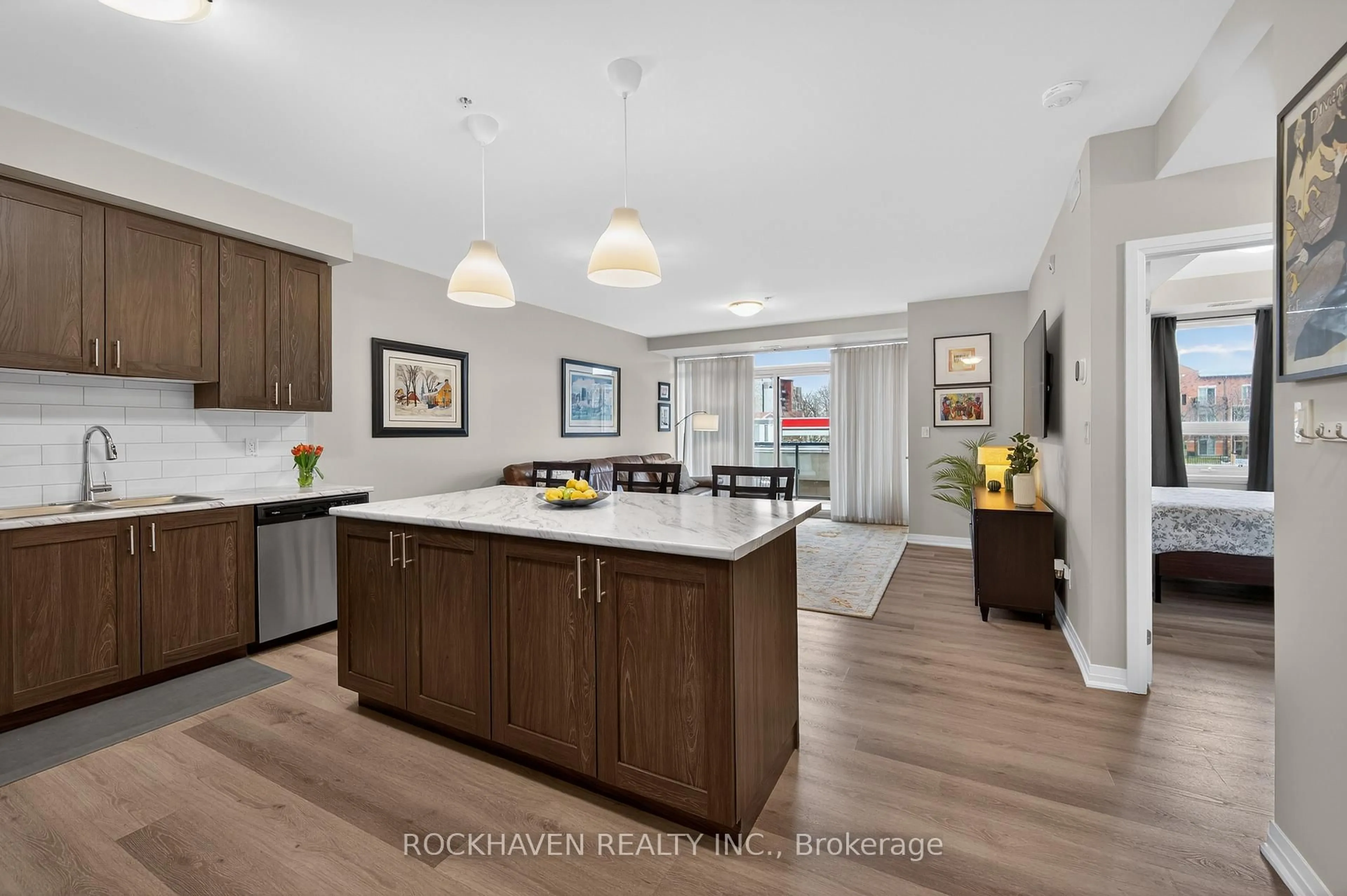 Open concept kitchen, unknown for 5 Hamilton St #209, Hamilton Ontario L8B 2A4