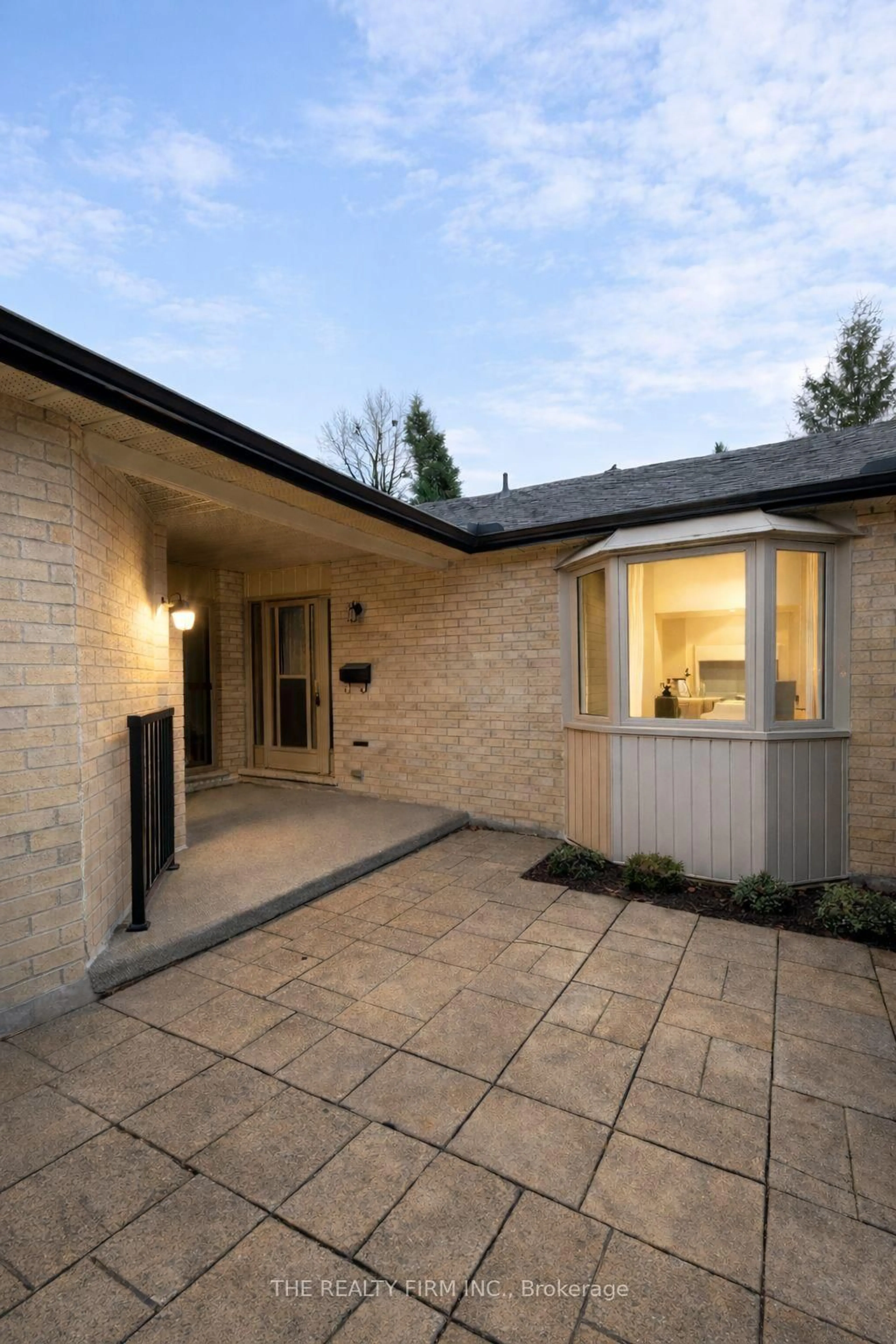 Home with brick exterior material, street for 93 Pine Valley Gate #6, London South Ontario N6H 1L7