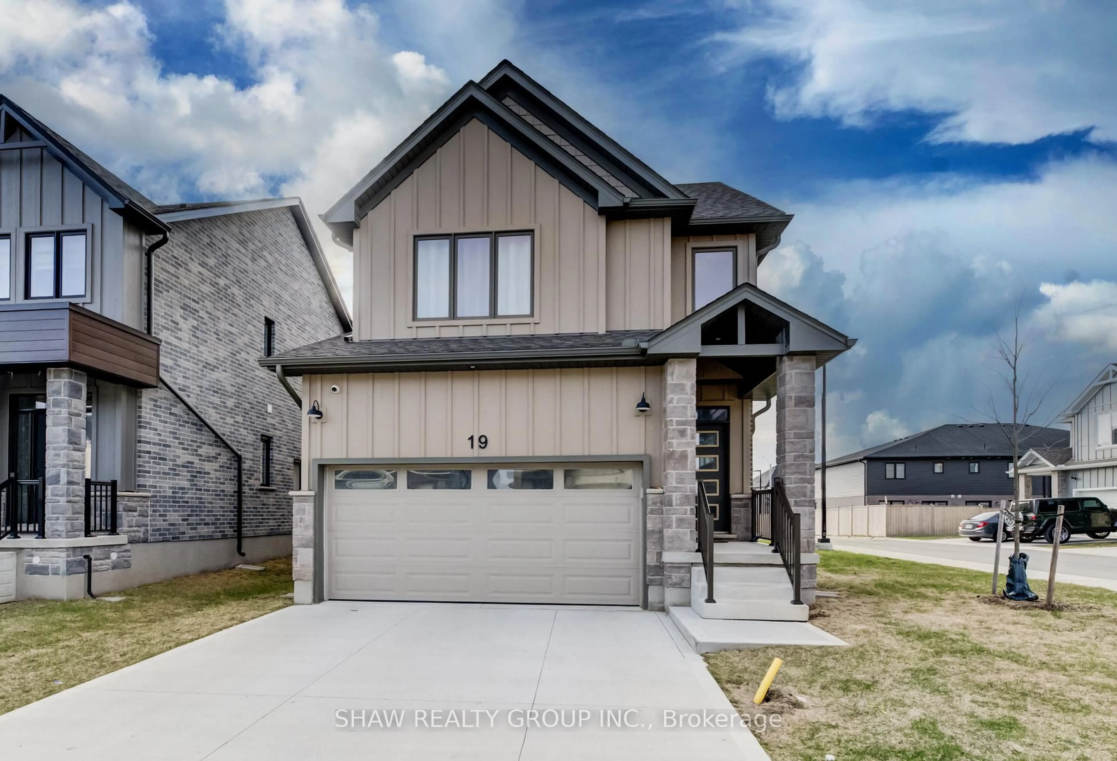 Home with brick exterior material, street for 32 Faith St, Cambridge Ontario N1T 0E8