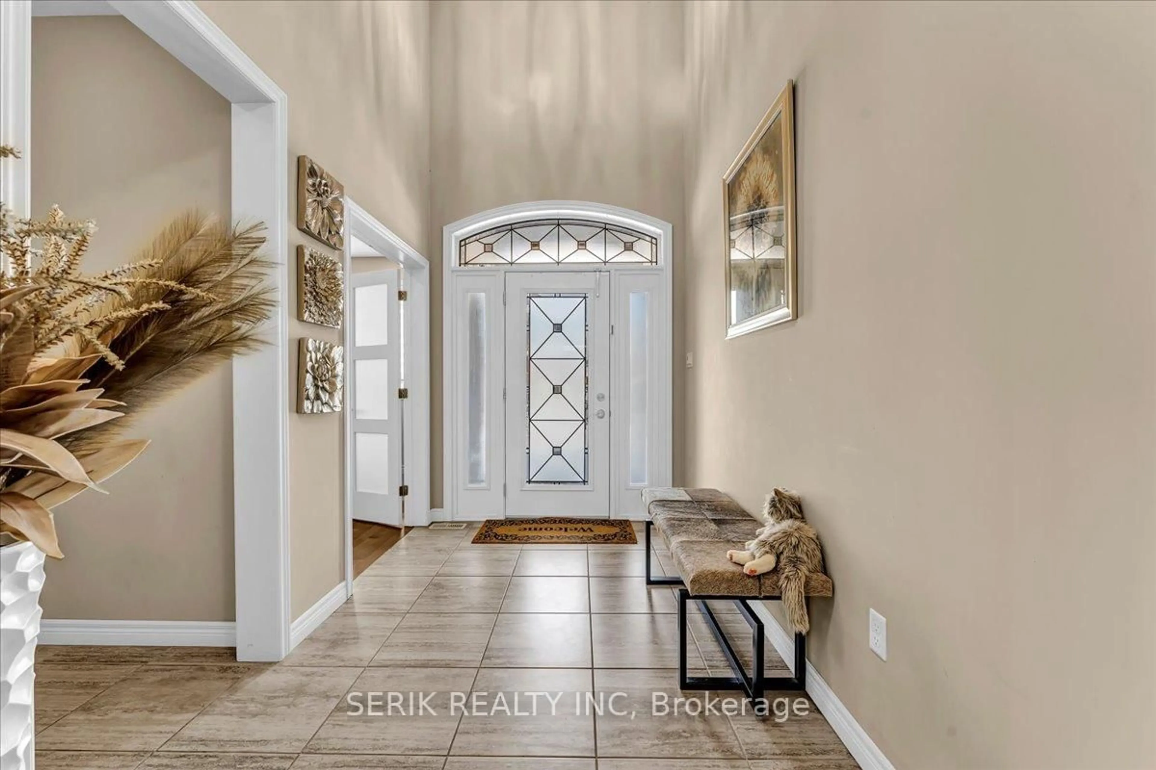 Indoor entryway for 369 Rivertrail Ave, Kitchener Ontario N2A 0K4