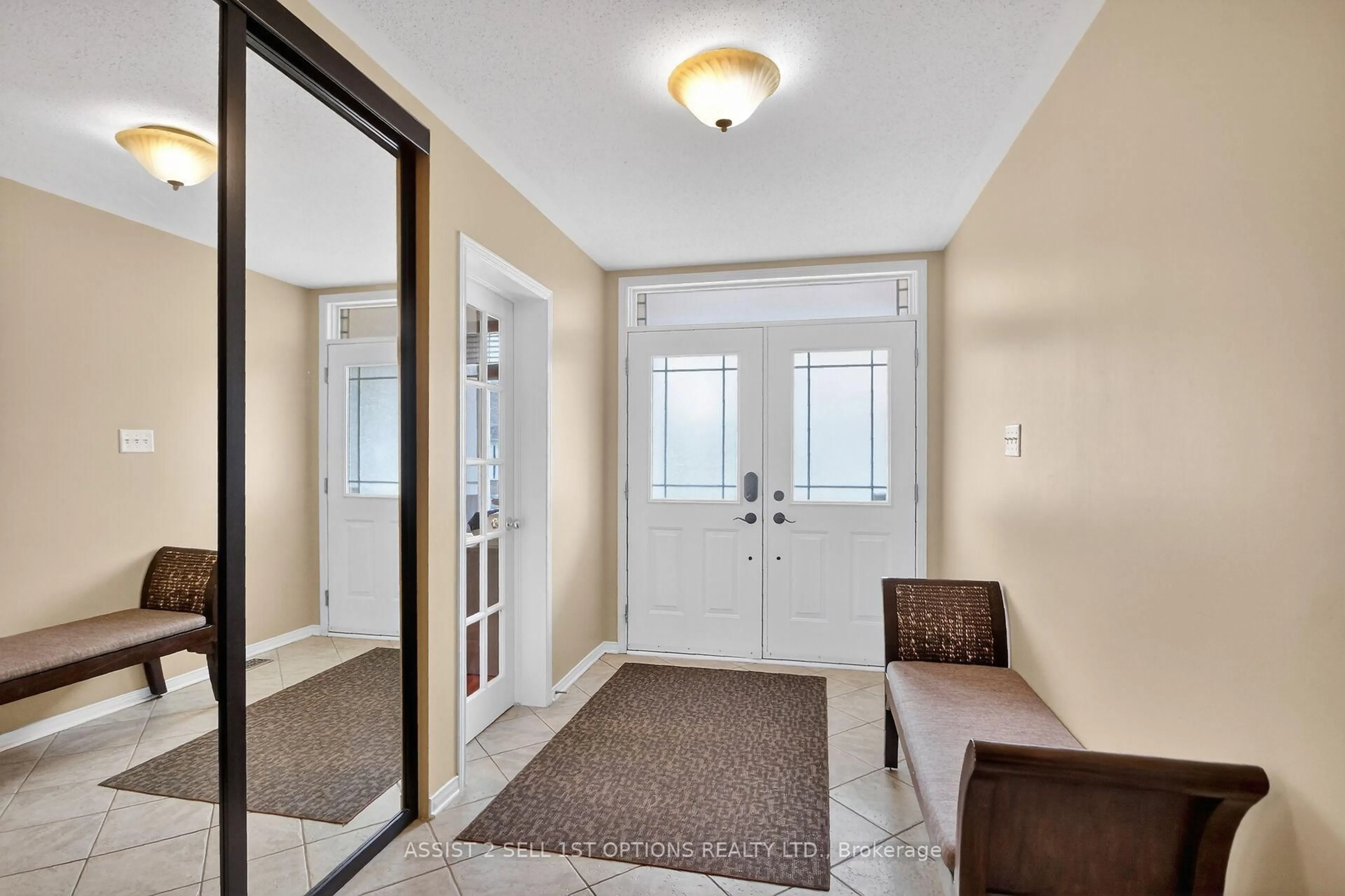 Indoor entryway for 7 Branchwood St, Ottawa Ontario K2G 6X9